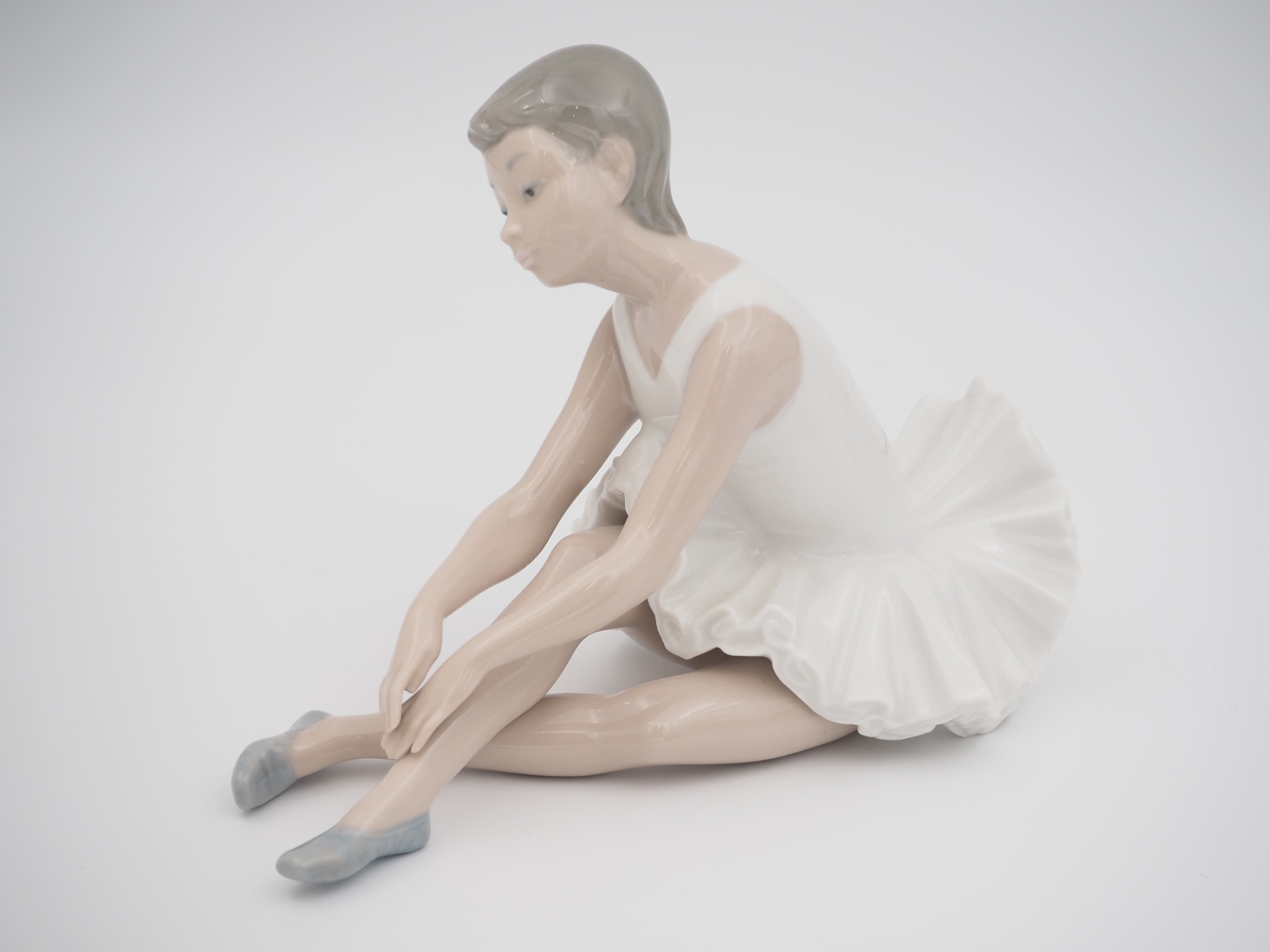 NAO by Lladro - Huutokauppa Ekman