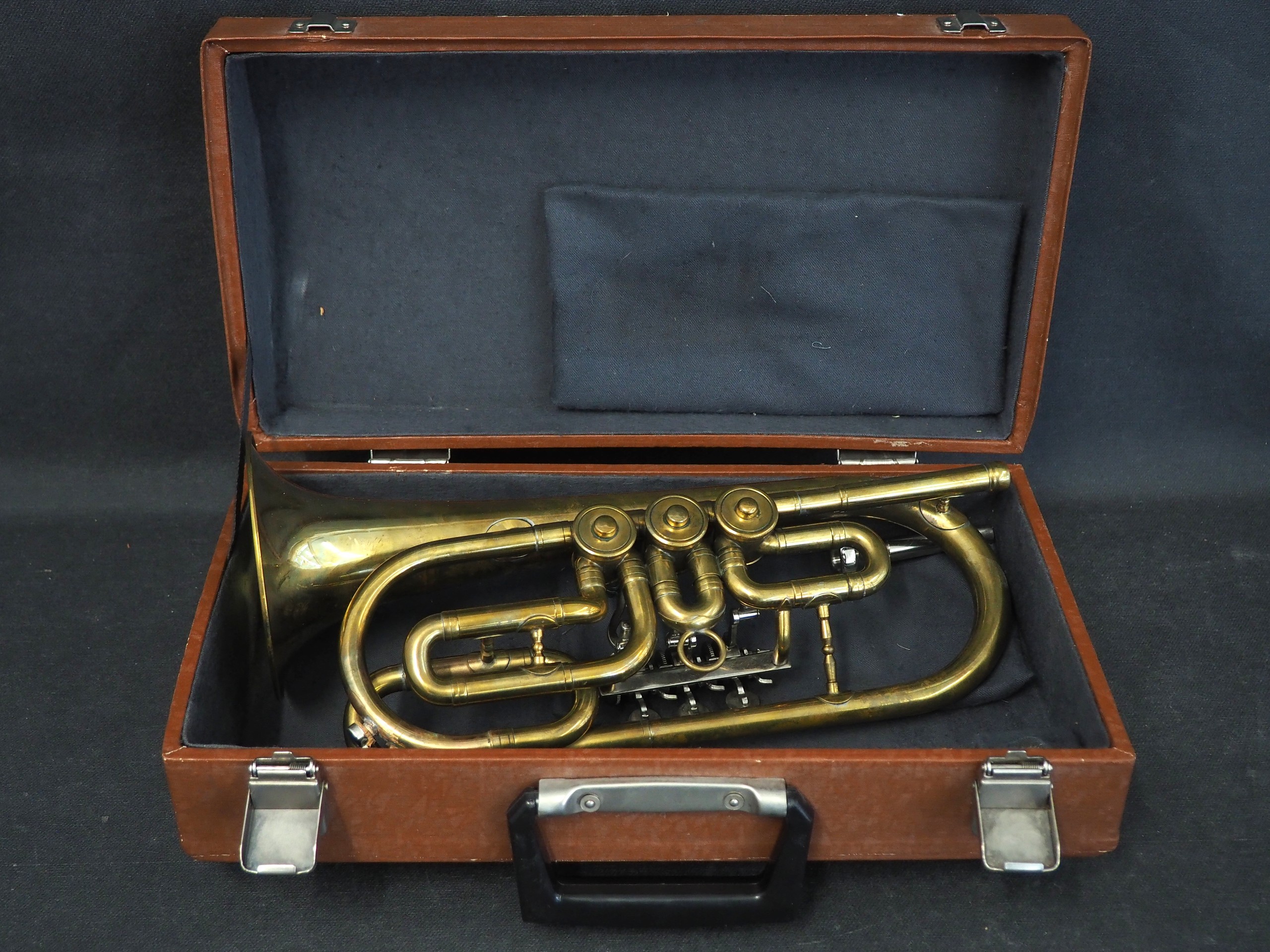 Torvi - Huutokauppa Ekman