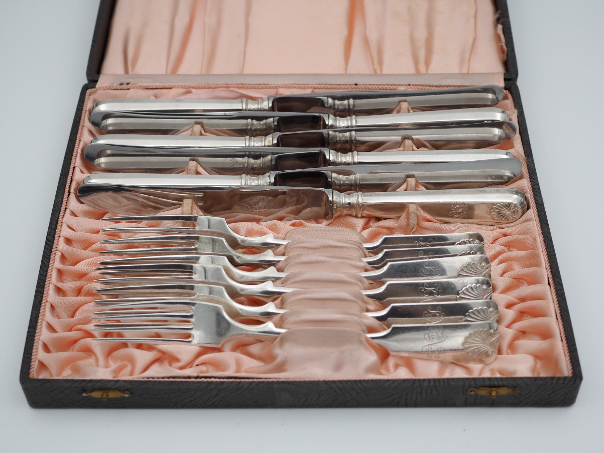 Hopea-aterimet - Huutokauppa Ekman