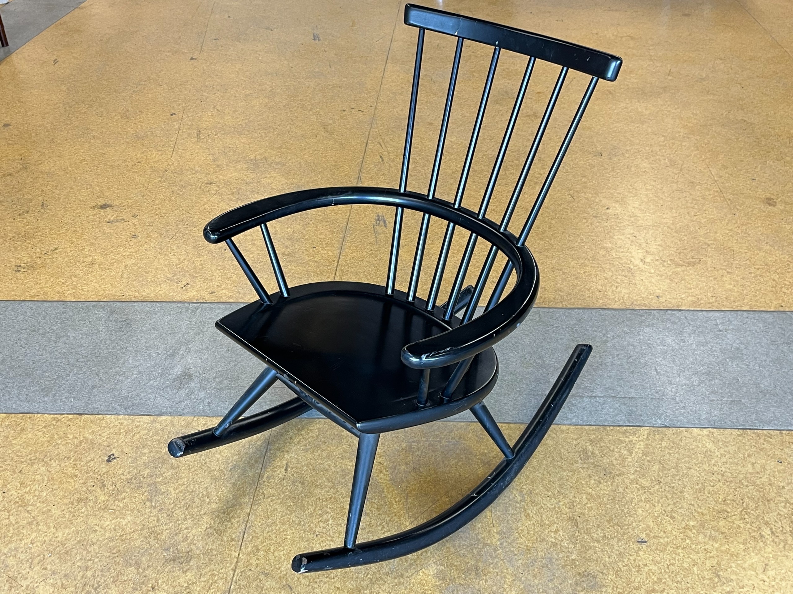 Keinutuoli - Huutokauppa Ekman