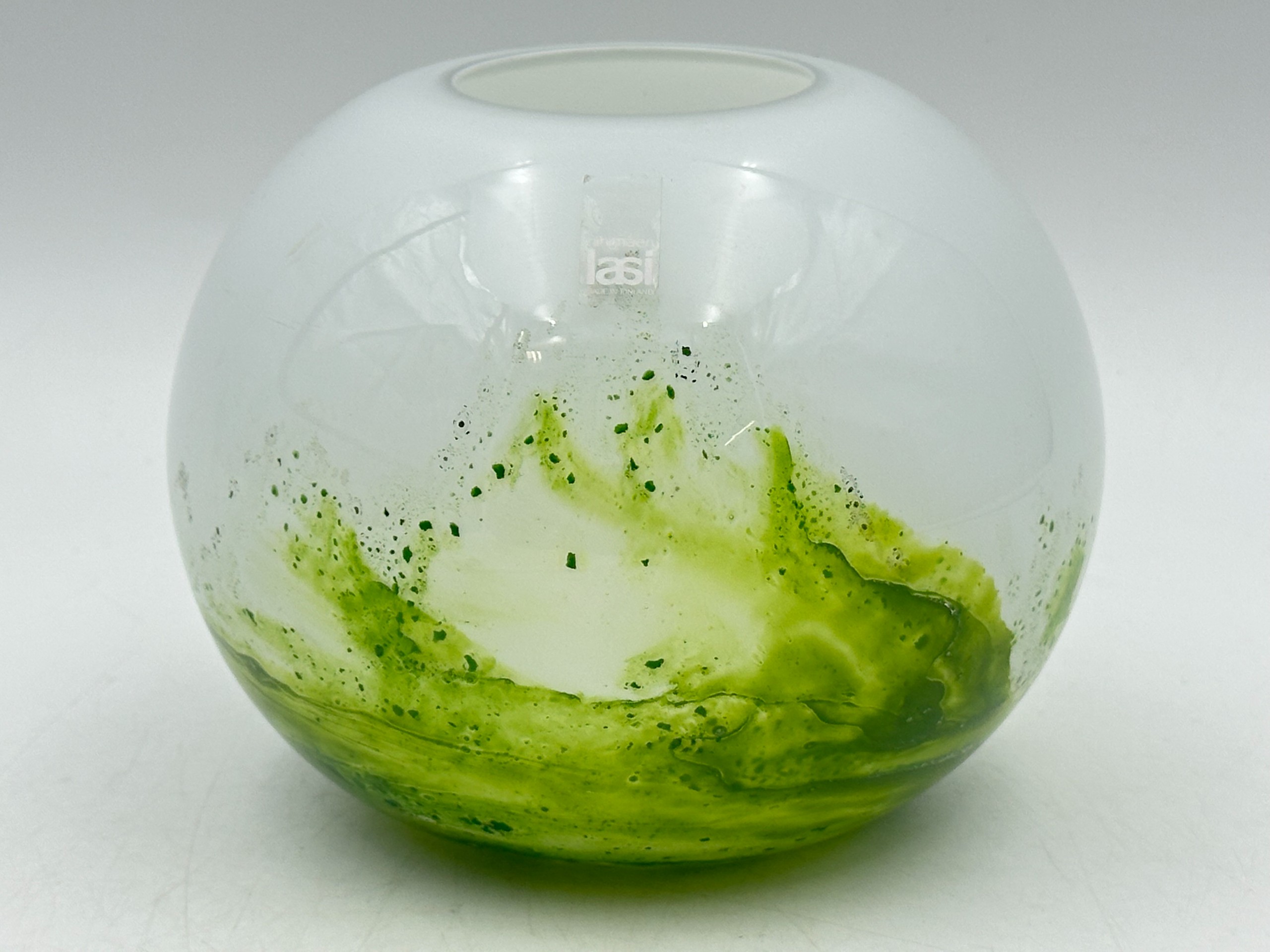 Tamara Aladin - Huutokauppa Ekman