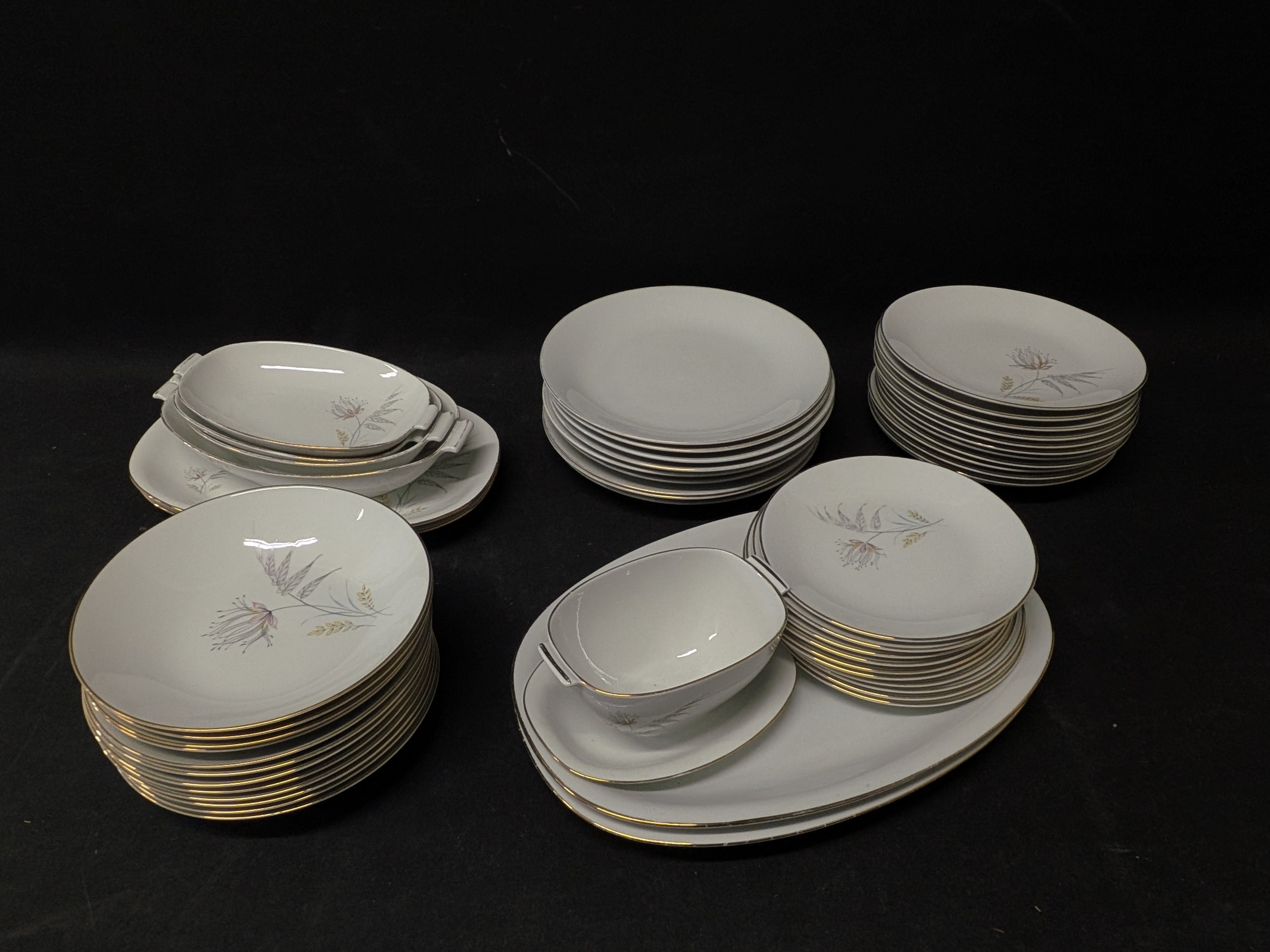 Astiasto - Huutokauppa Ekman