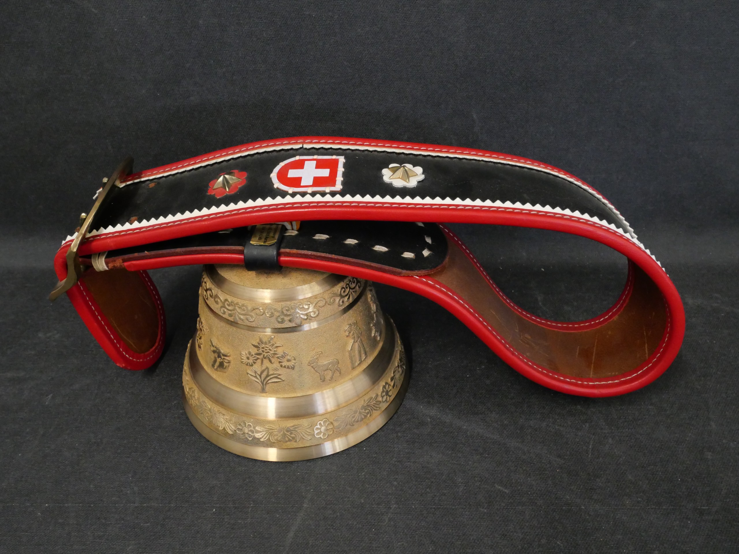 Eräkello - Huutokauppa Ekman