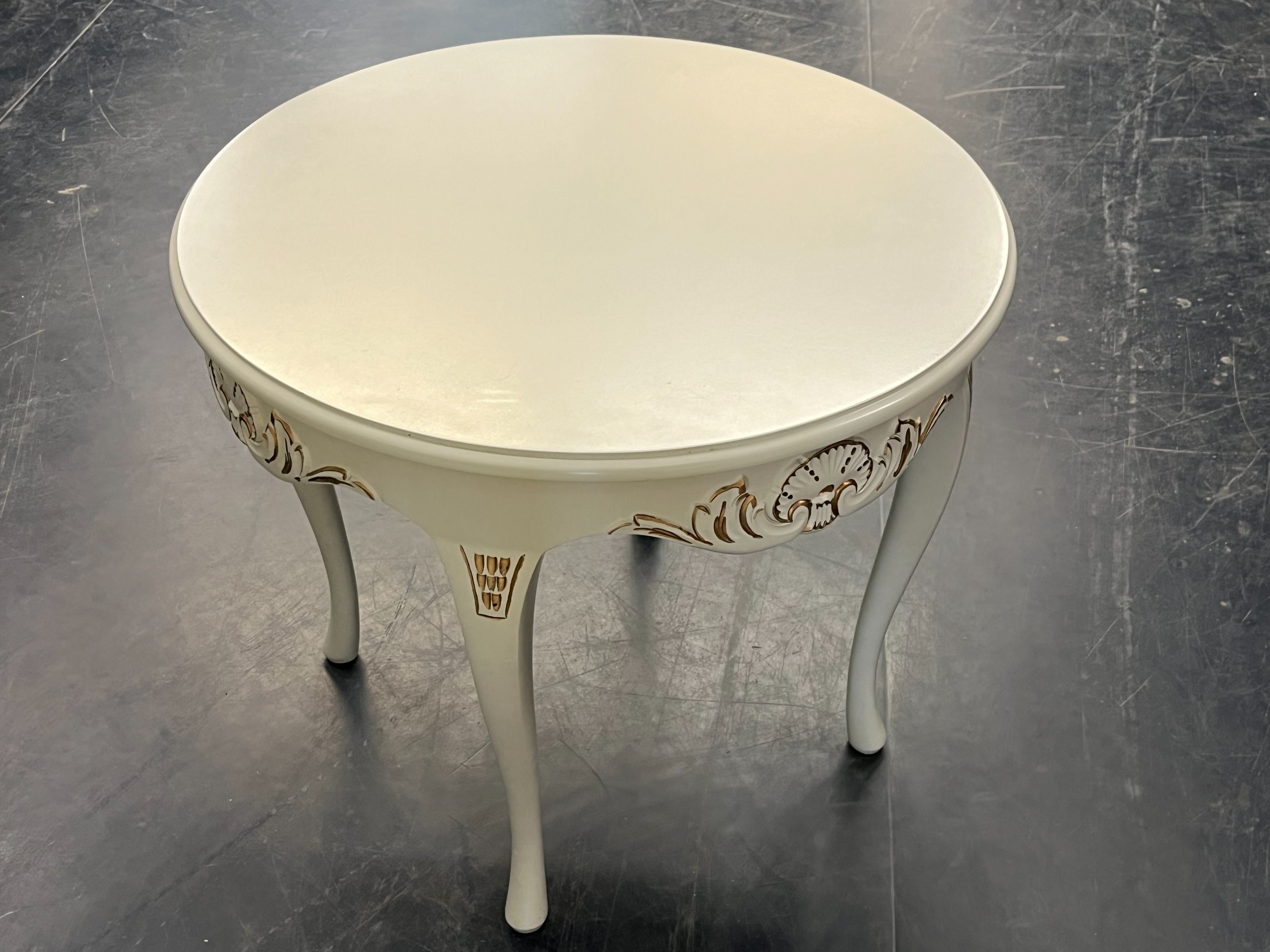 Talonpoikaisrokokoo - Huutokauppa Ekman