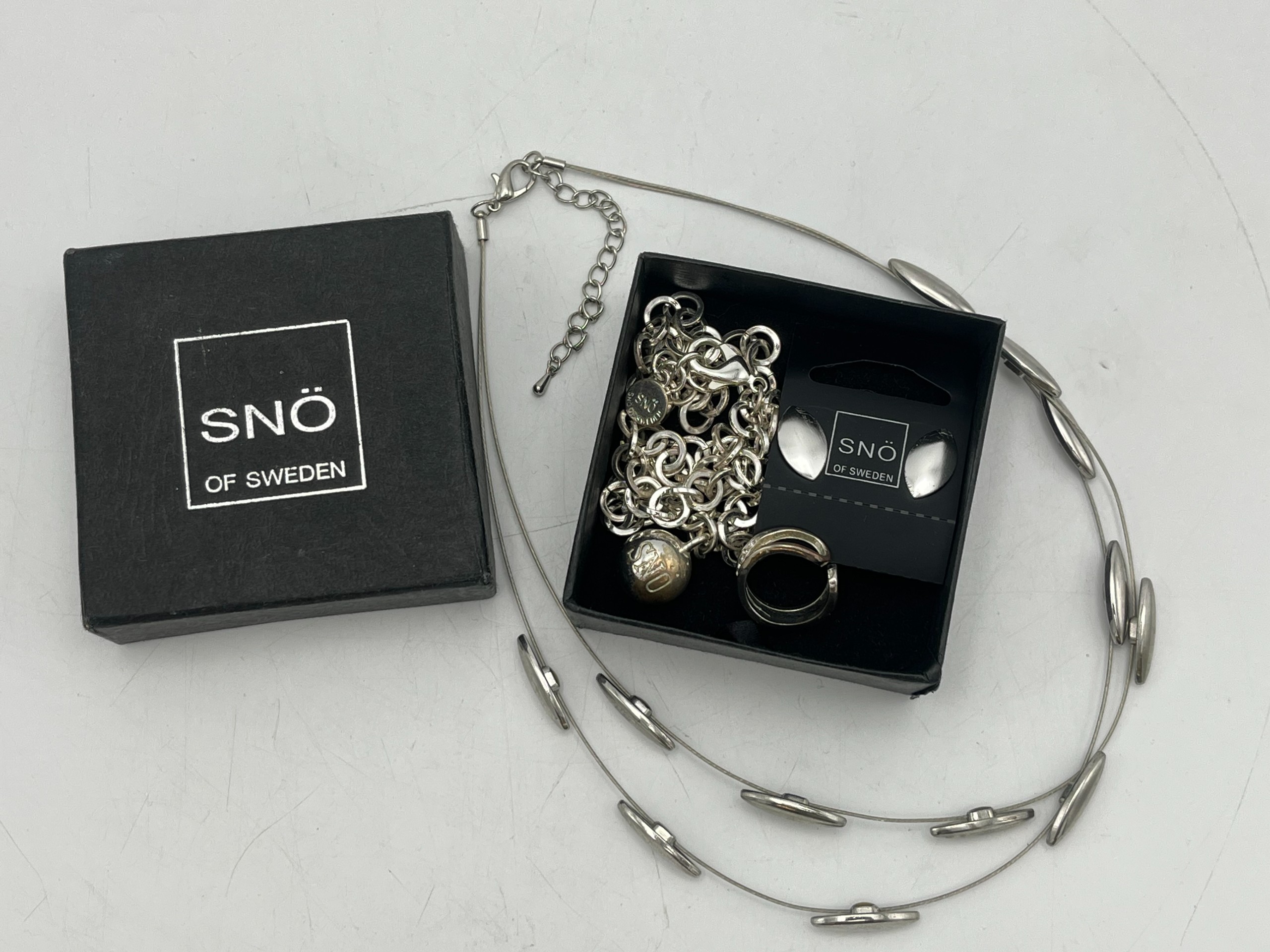 Snö Of Sweden - Huutokauppa Ekman