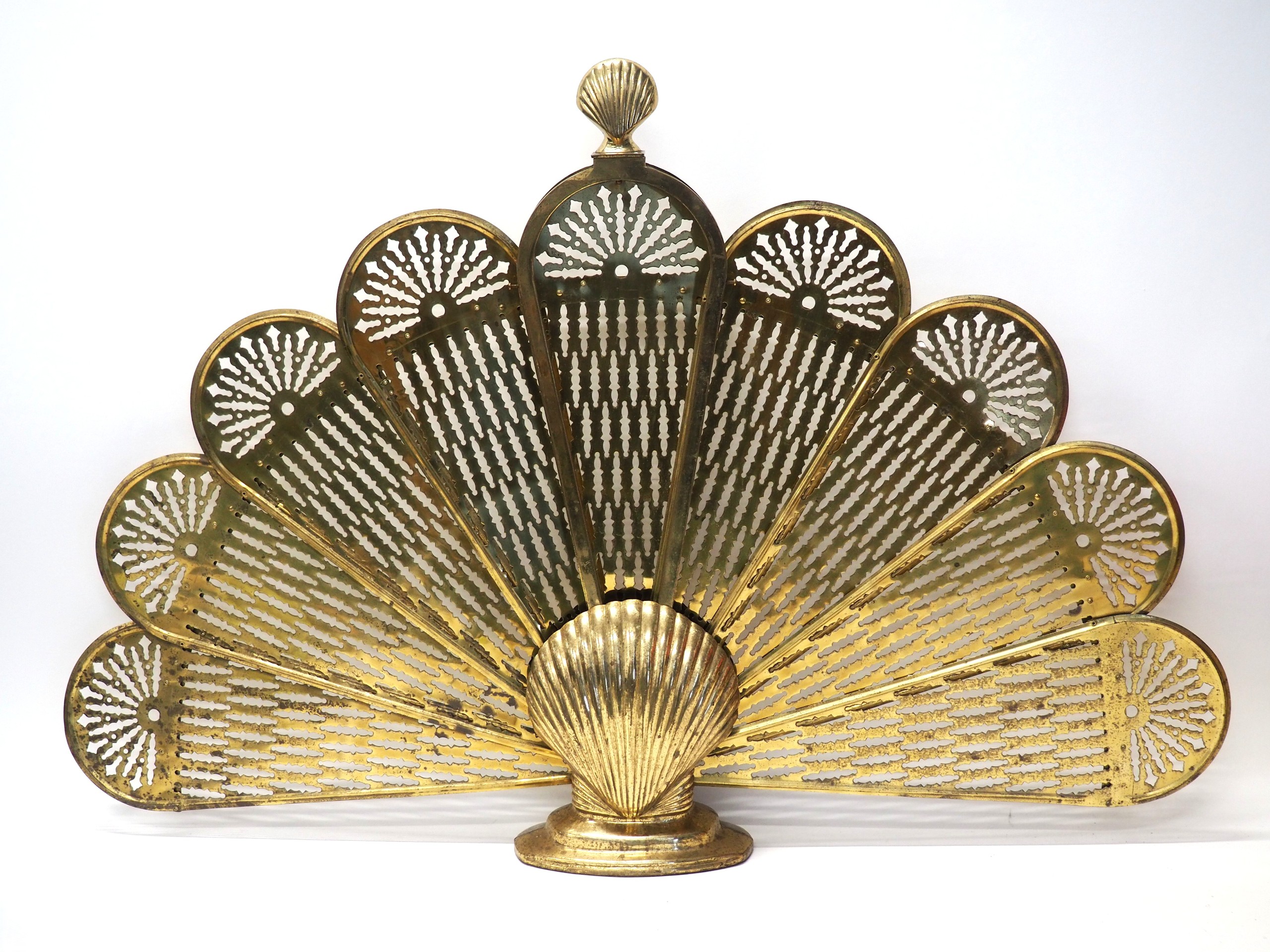 Kipinäsuoja - Huutokauppa Ekman