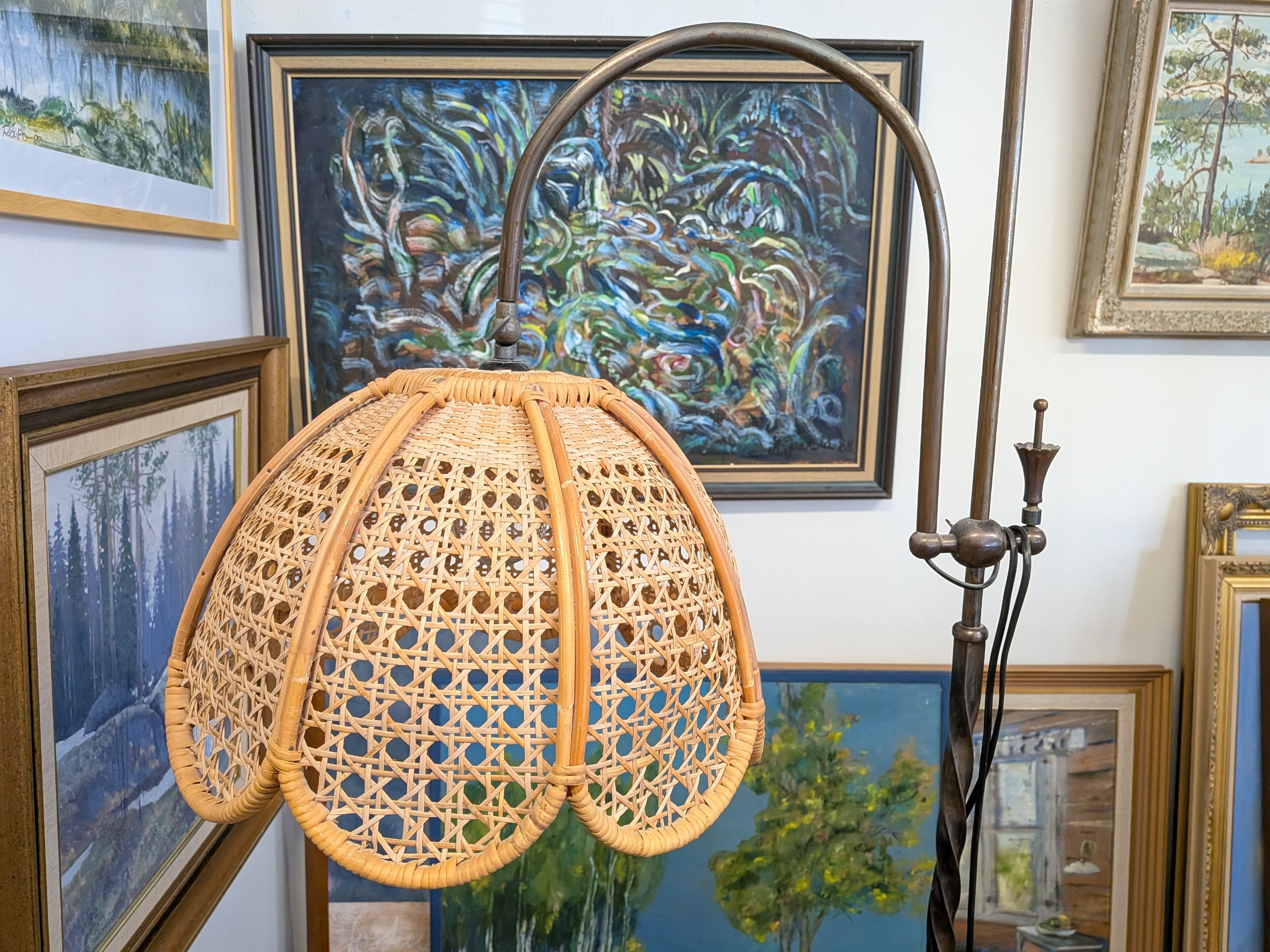 Lattiavalaisin - Huutokauppa Ekman