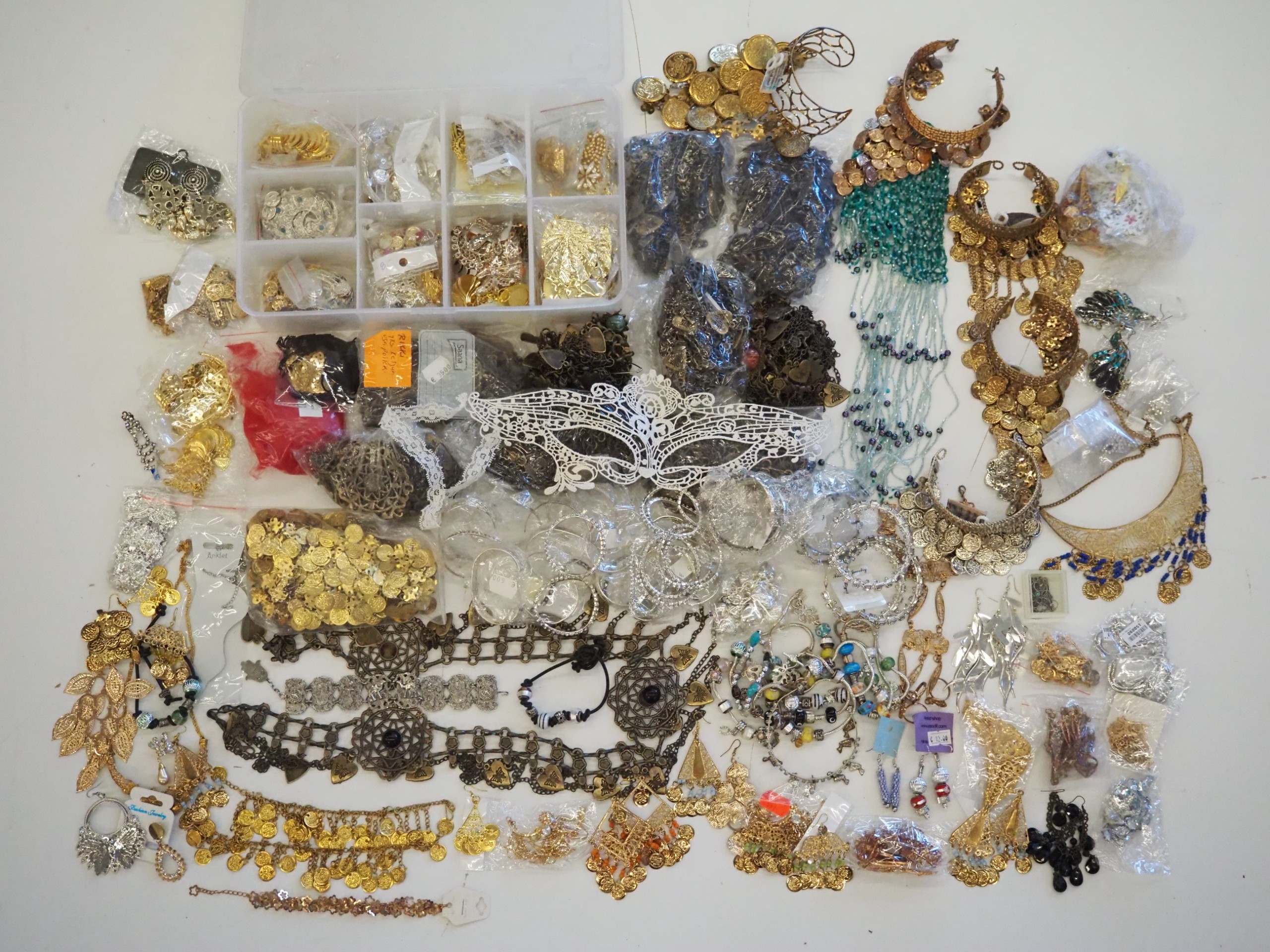 Korut ym. - Huutokauppa Ekman