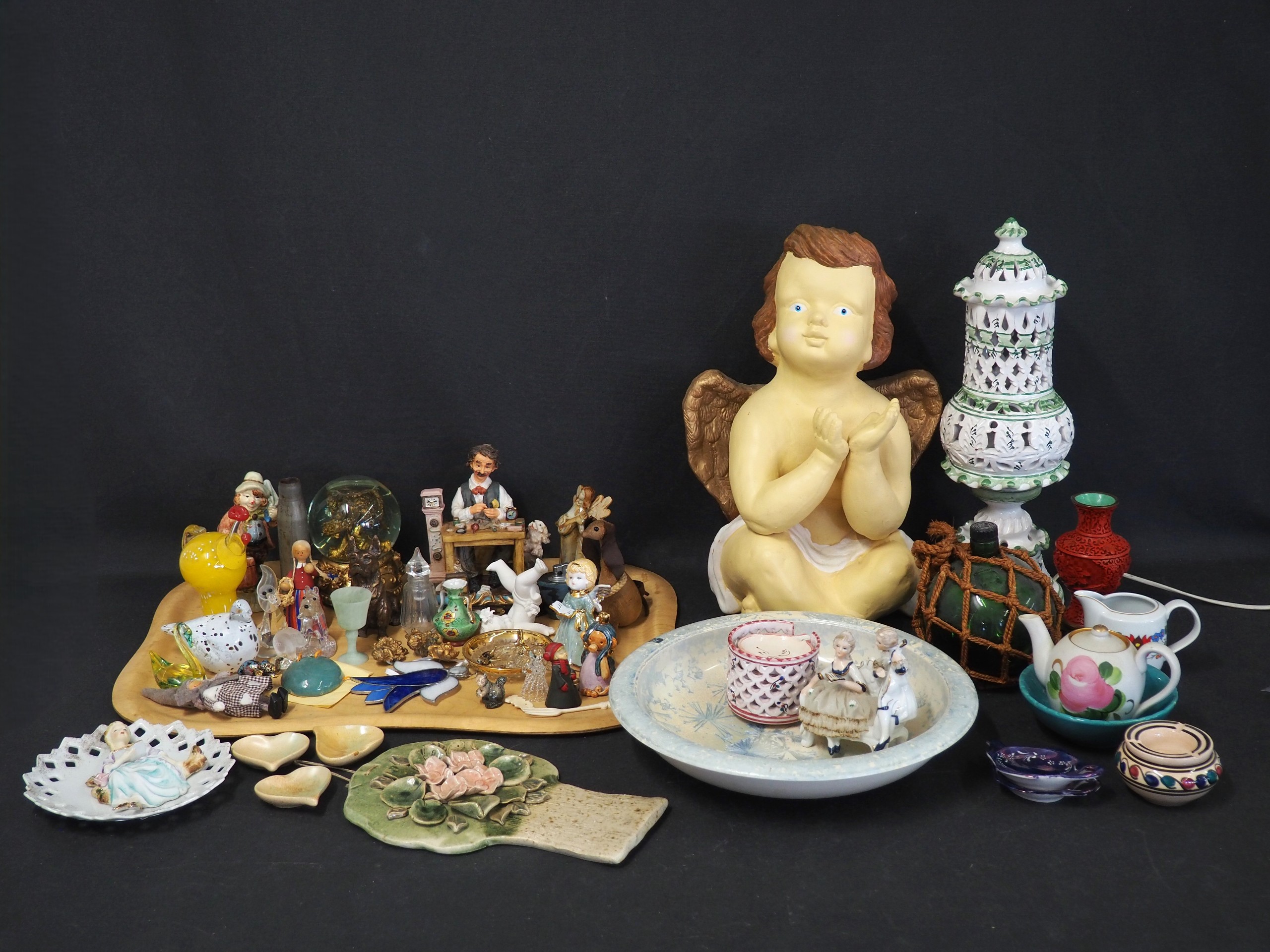 Koriste-esineet ym. - Huutokauppa Ekman