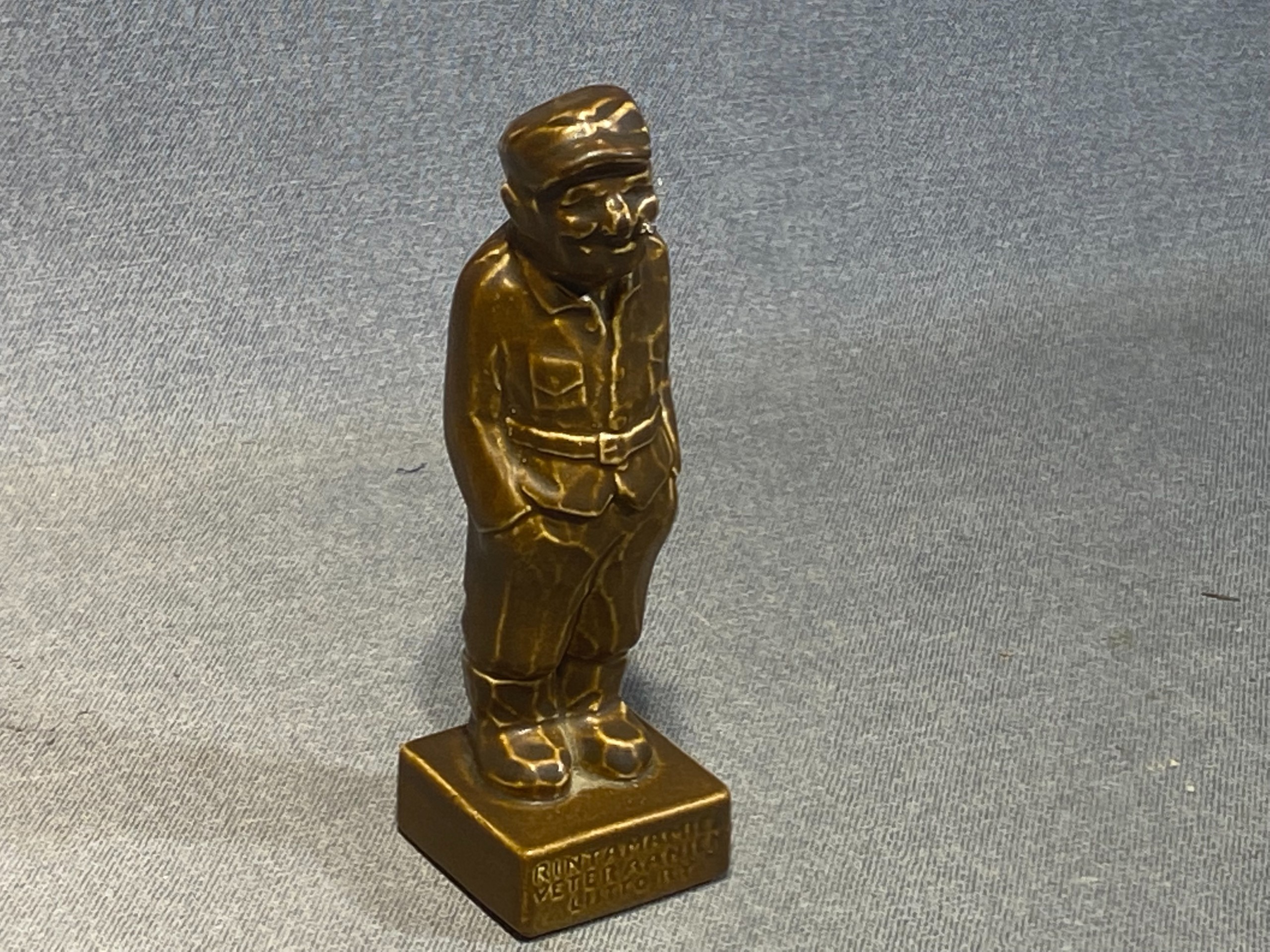 Arabia - Huutokauppa Ekman