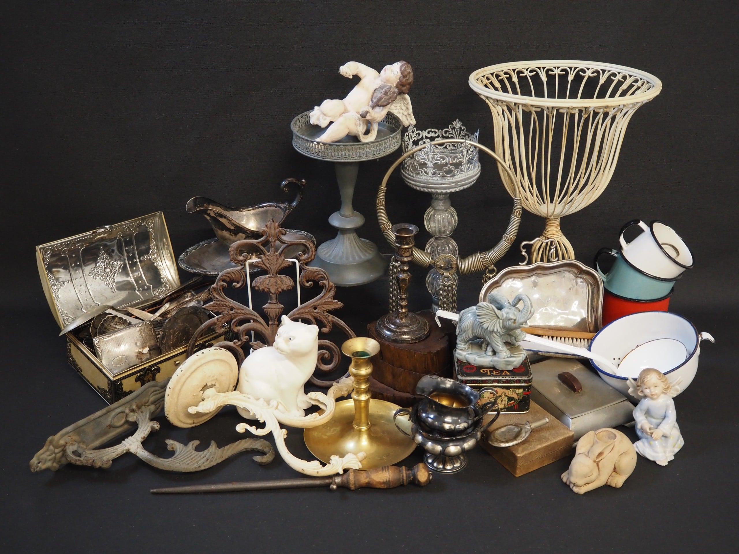 Koriste-esineet ym. - Huutokauppa Ekman