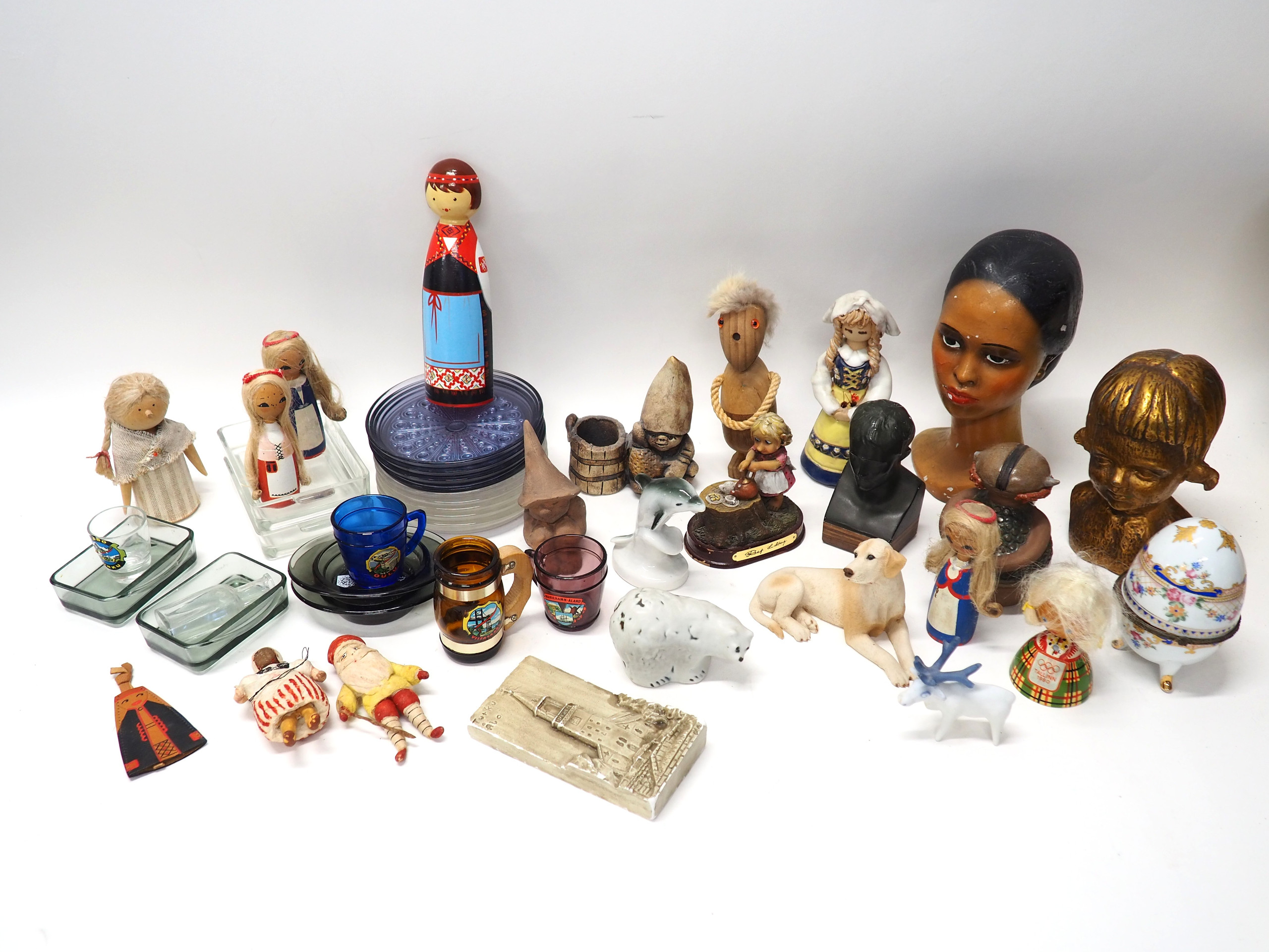 Nanny Still, Kalevala Koru ym. - Huutokauppa Ekman