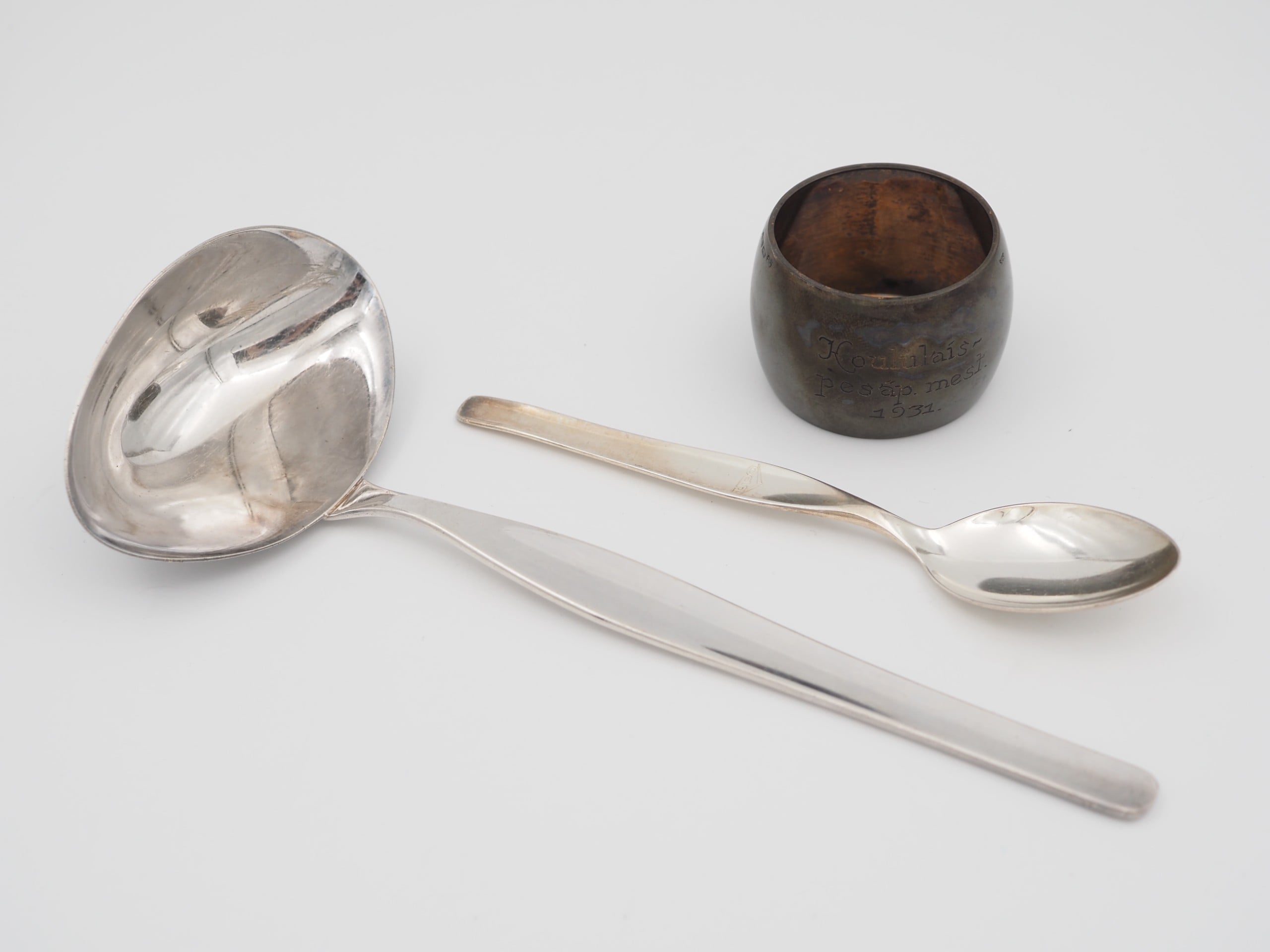 Hopeaa - Huutokauppa Ekman