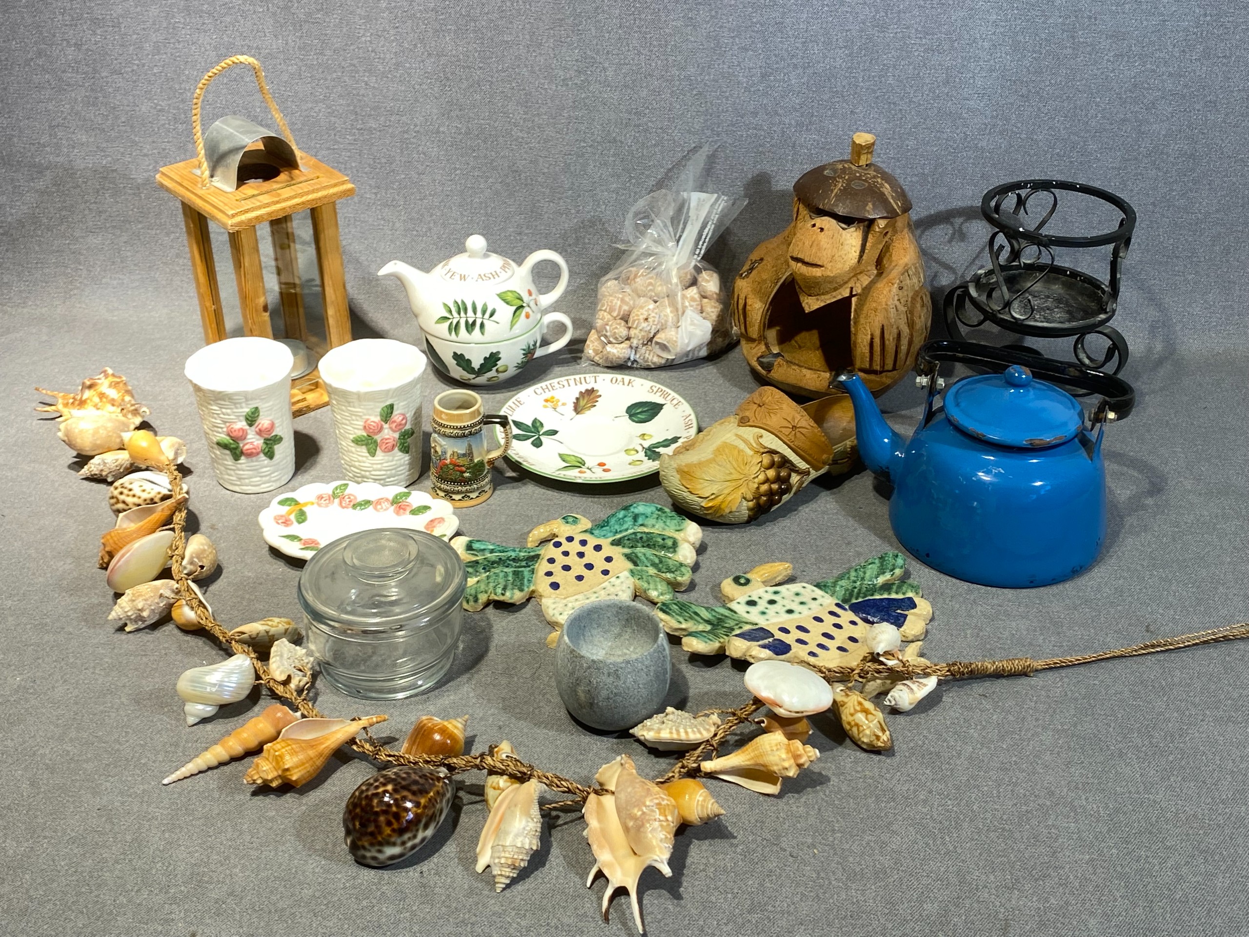 Koriste-esineet - Huutokauppa Ekman