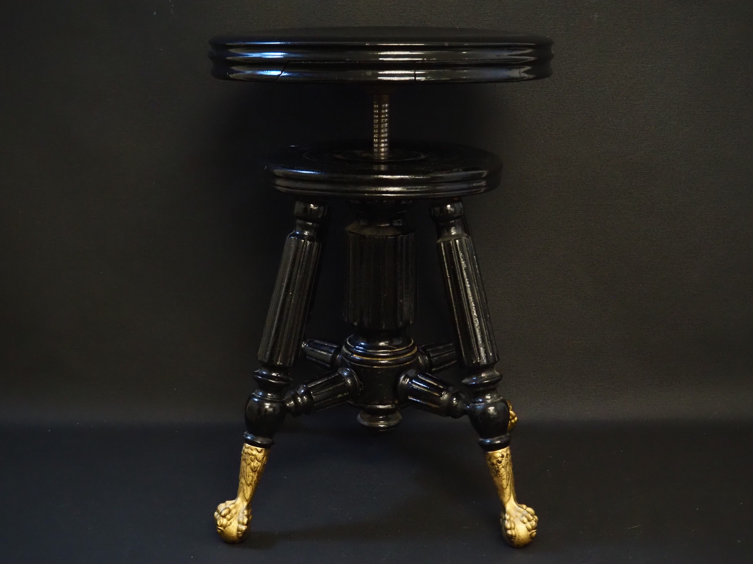 Pianojakkara - Huutokauppa Ekman