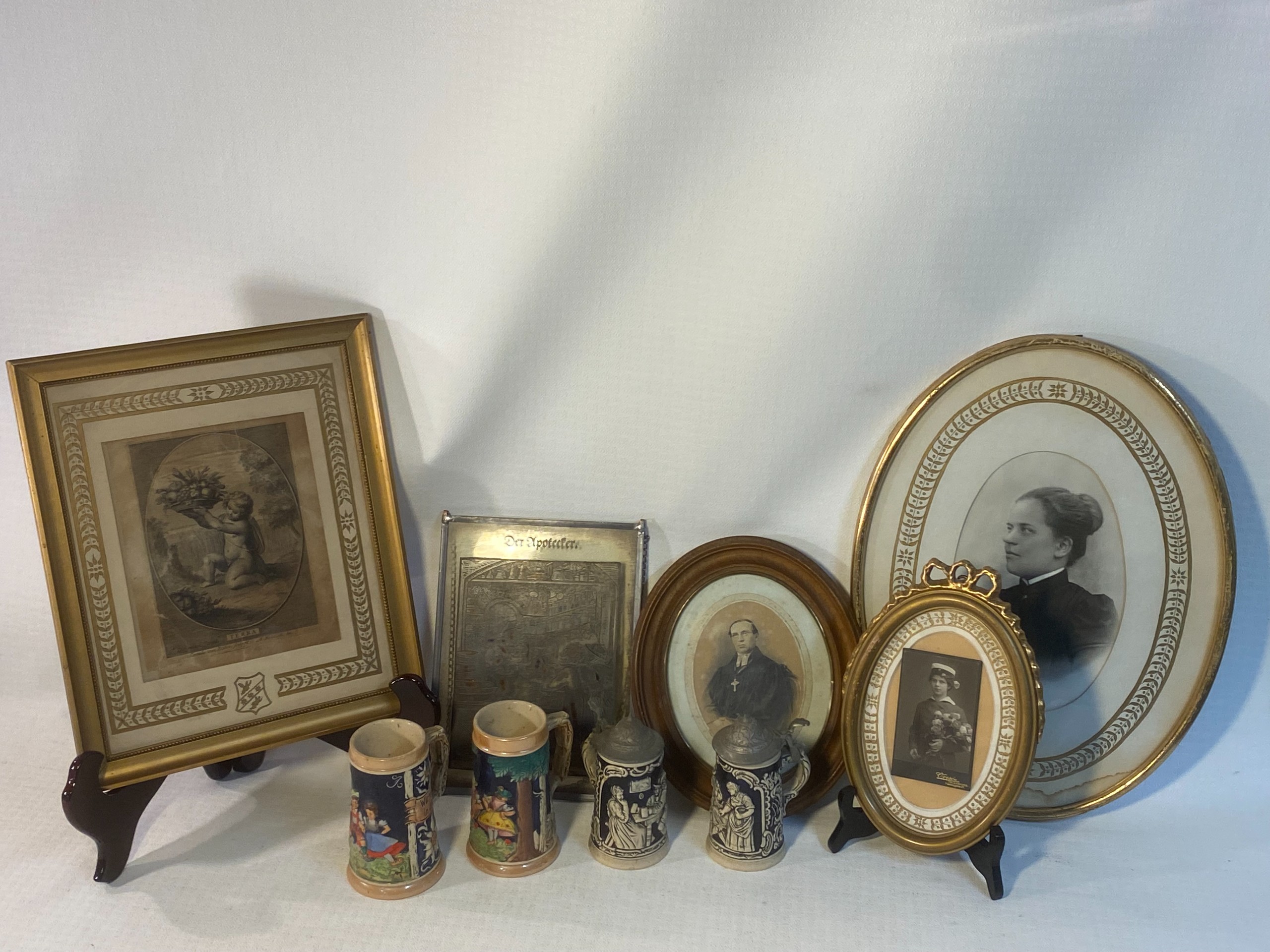 Taulut ja tuopit - Huutokauppa Ekman