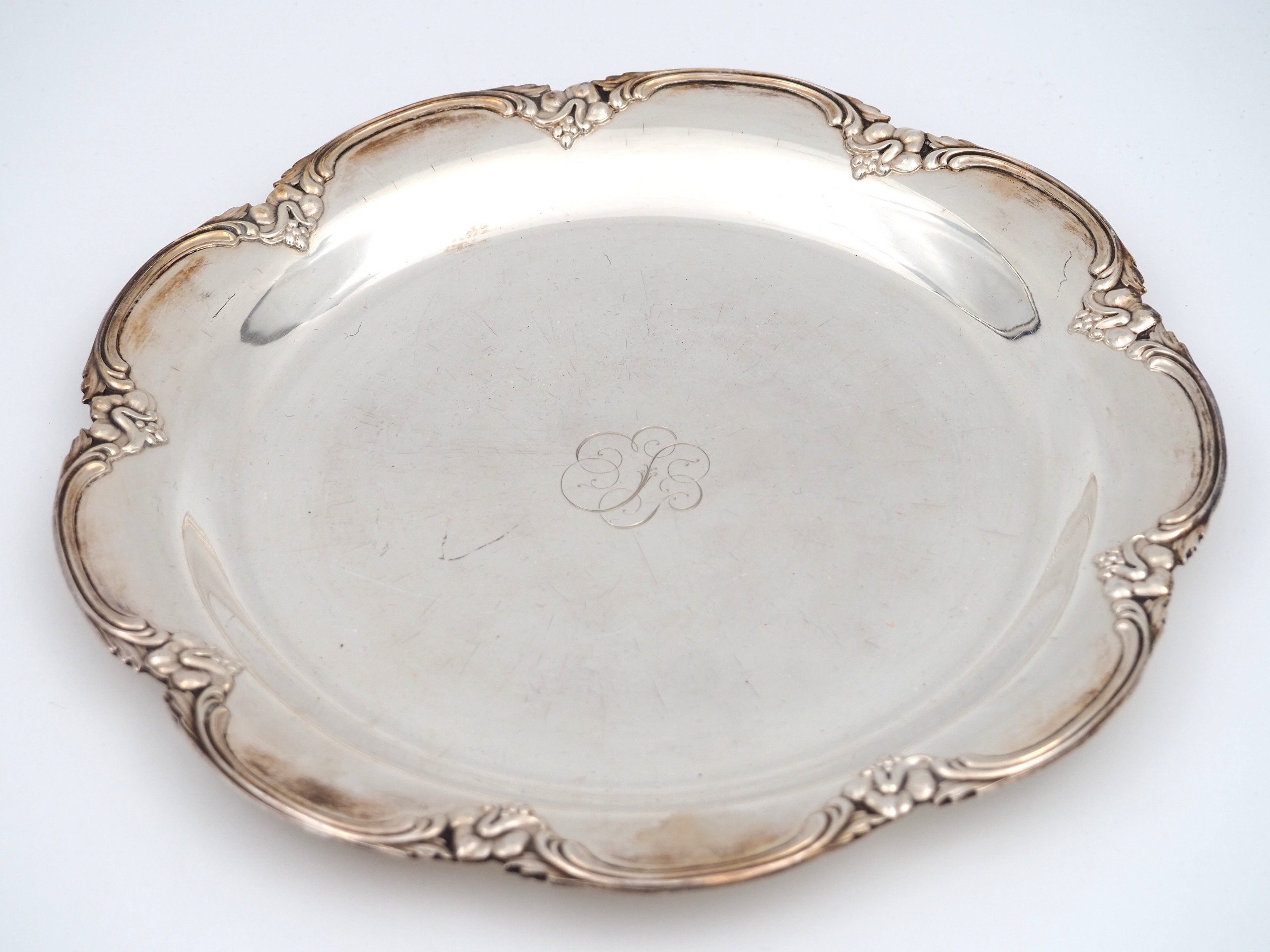 Hopealautanen - Huutokauppa Ekman