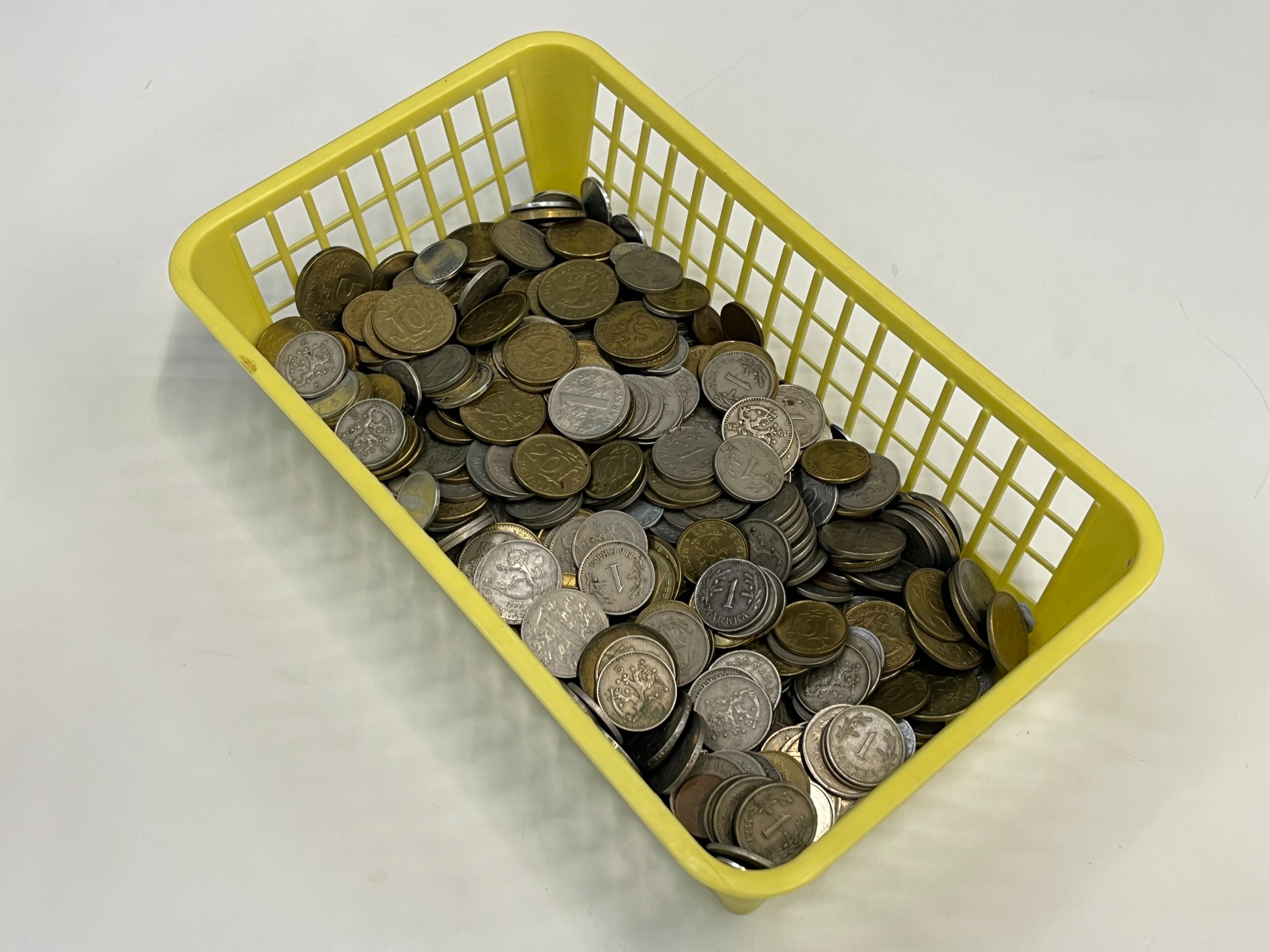 Markkakolikot ym - Huutokauppa Ekman