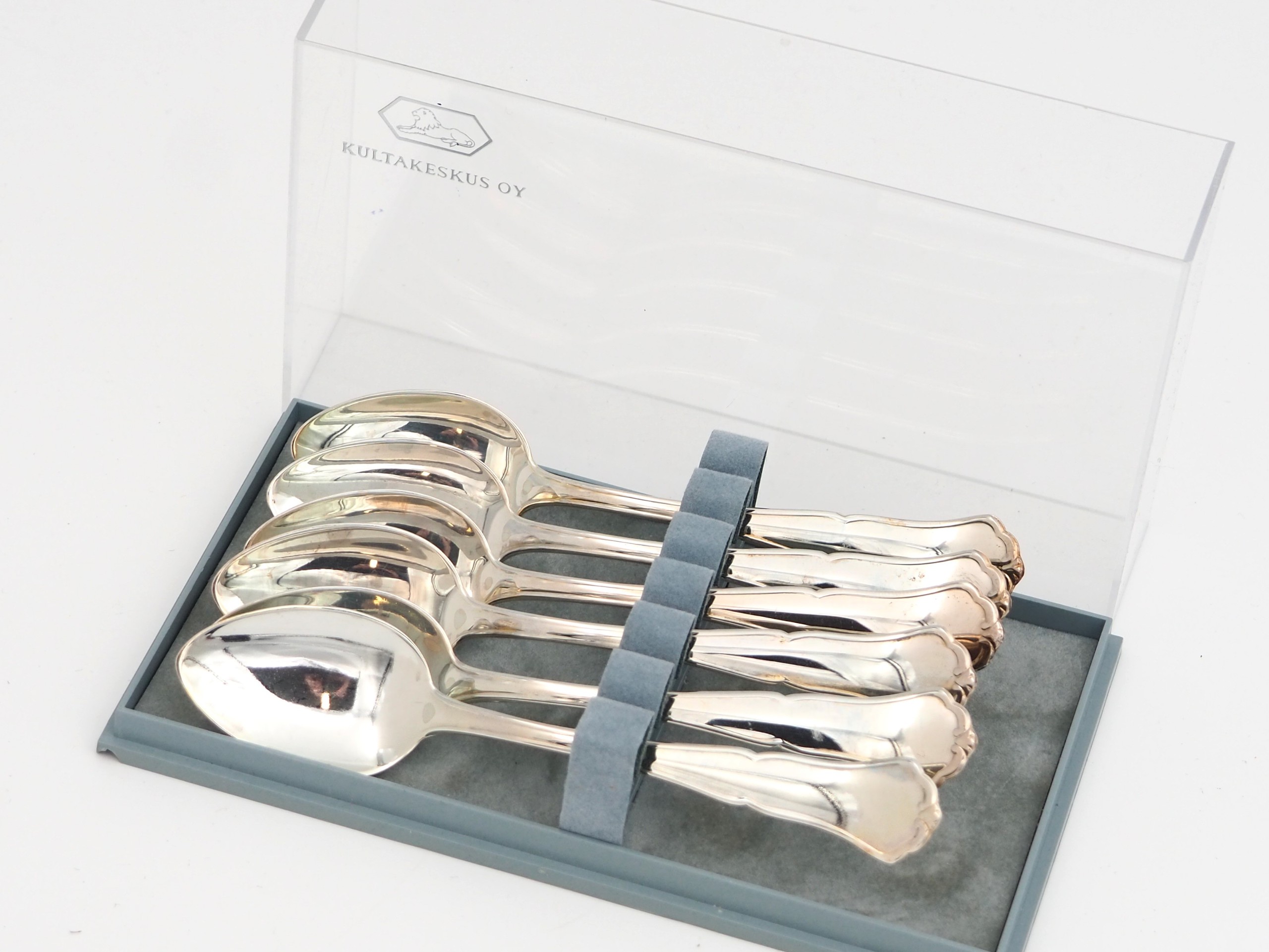 Hopealusikat - Huutokauppa Ekman