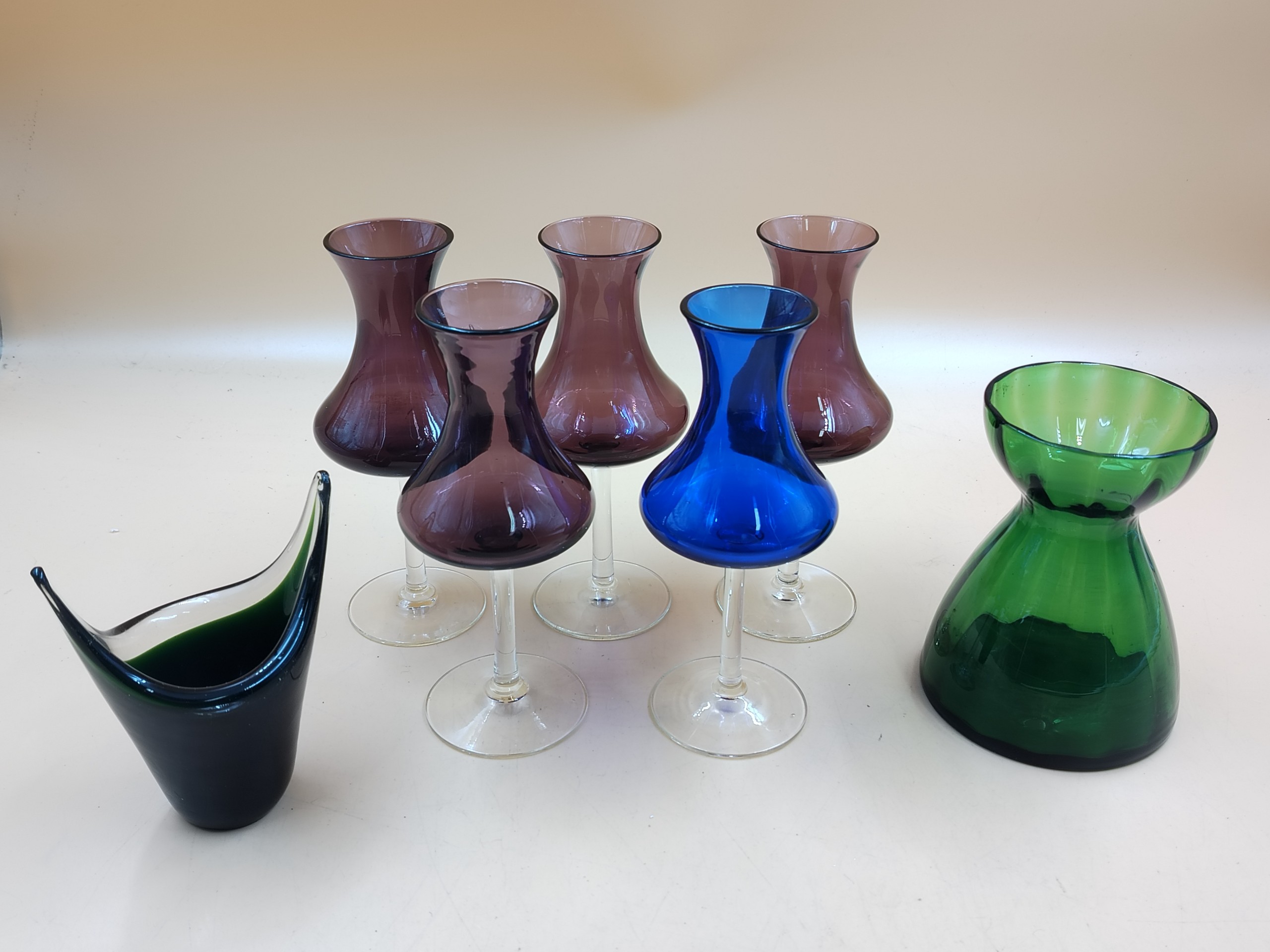 Kumela ym. - Huutokauppa Ekman