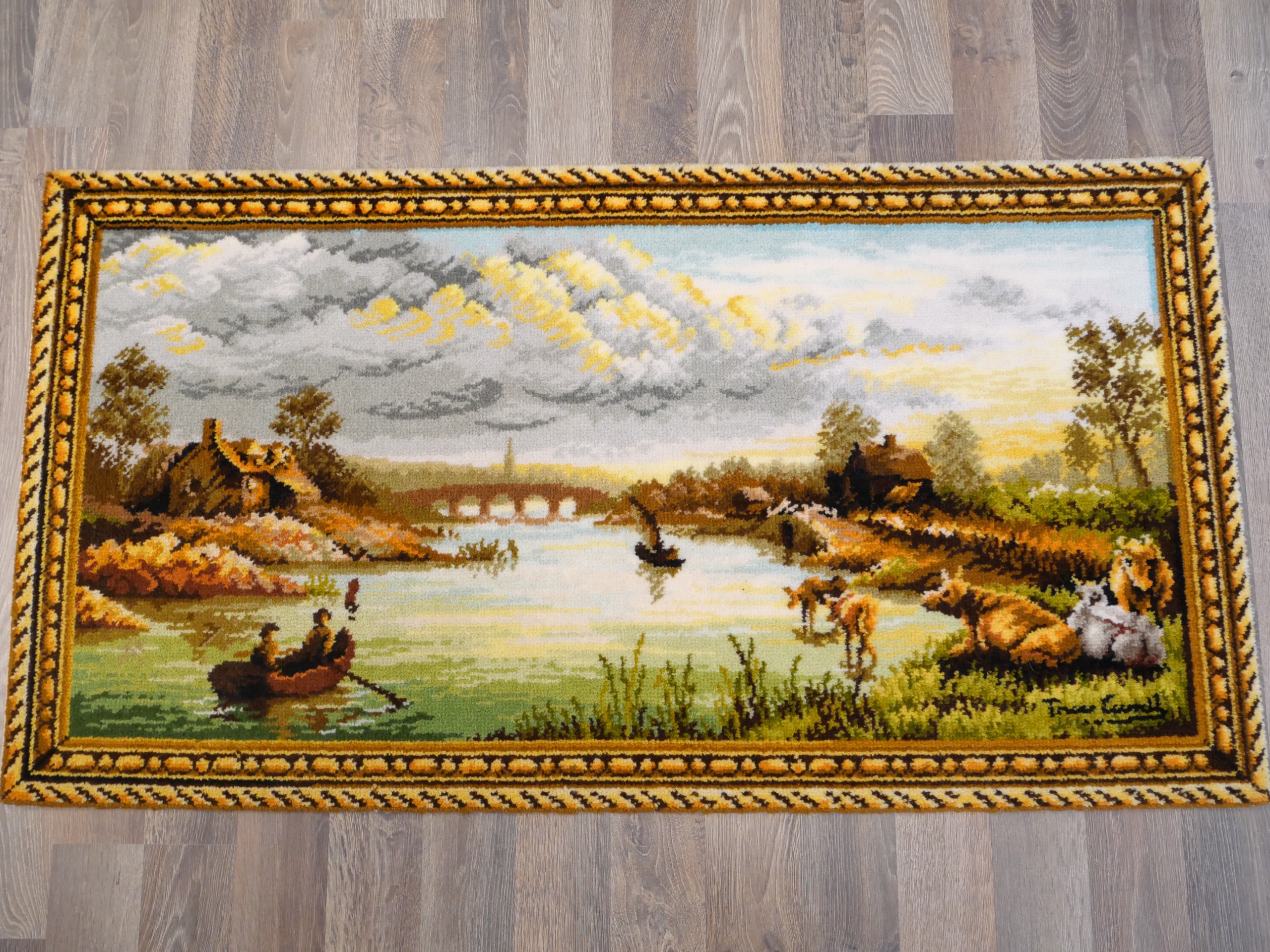 Seinämatto - Huutokauppa Ekman