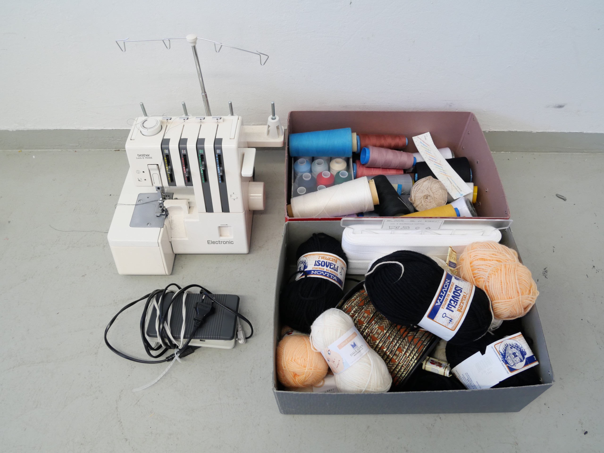 *Saumuri ym. - Huutokauppa Ekman