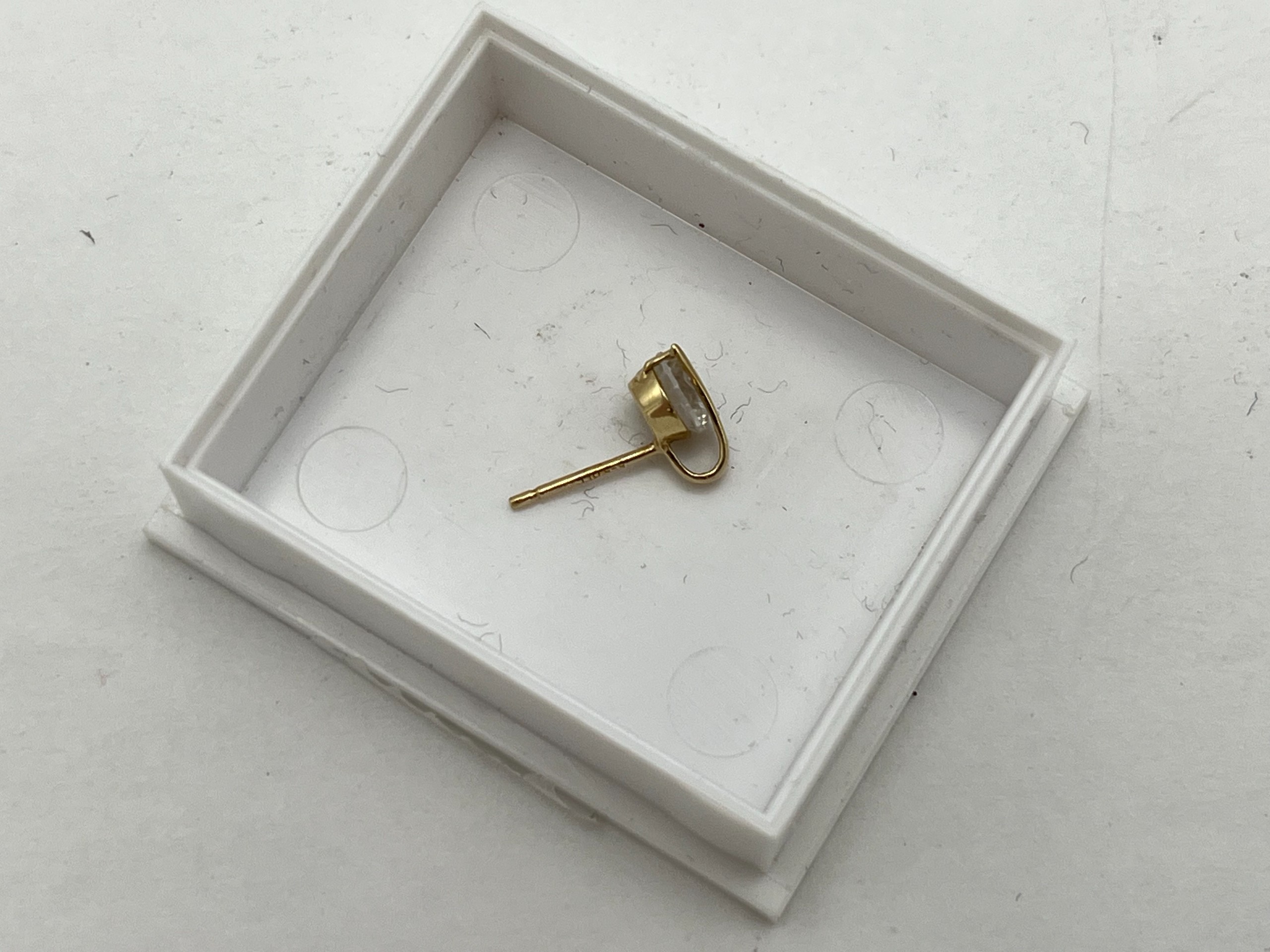 14K 585 korvakoru - Huutokauppa Ekman