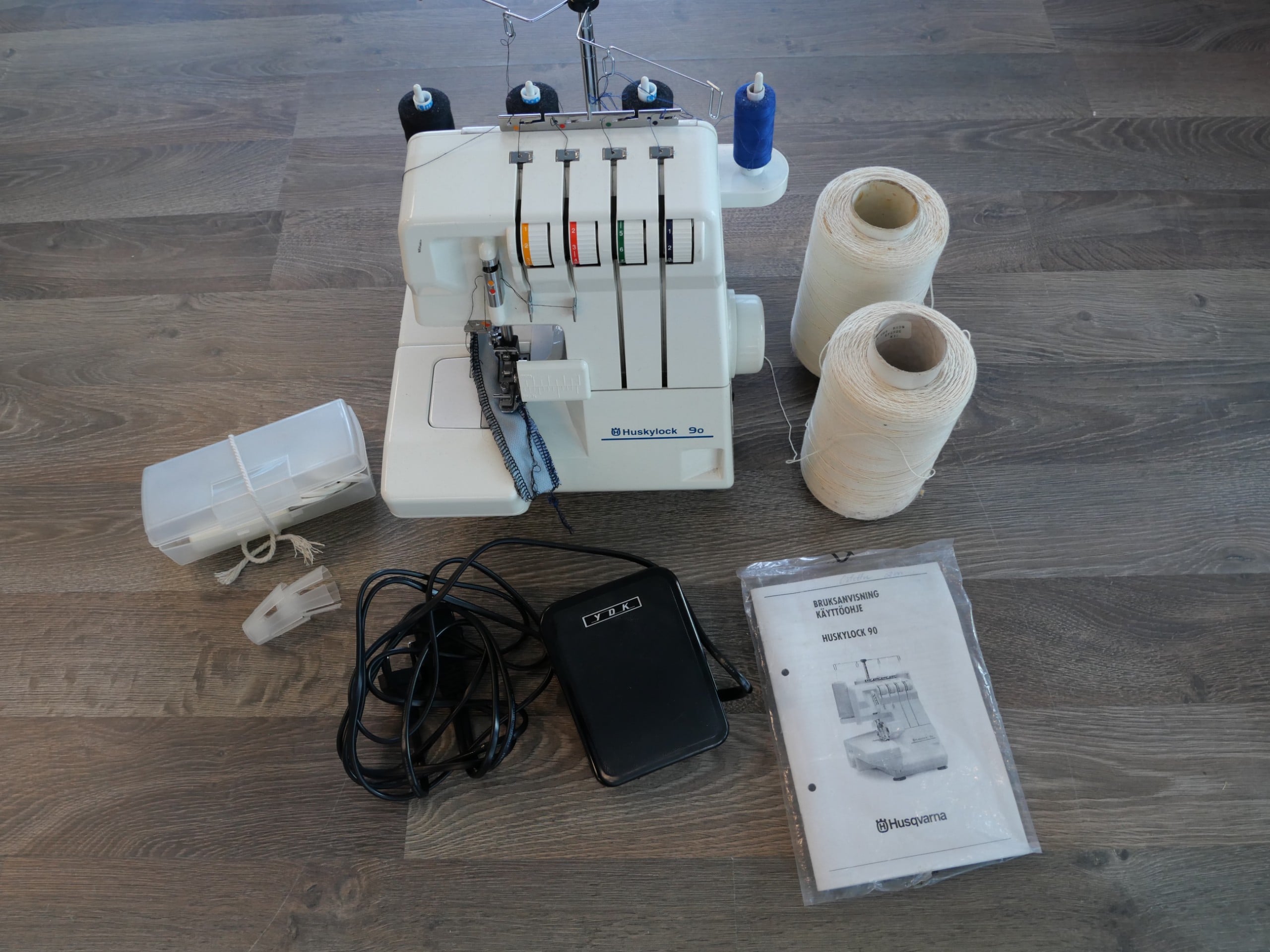 Saumuri - Huutokauppa Ekman