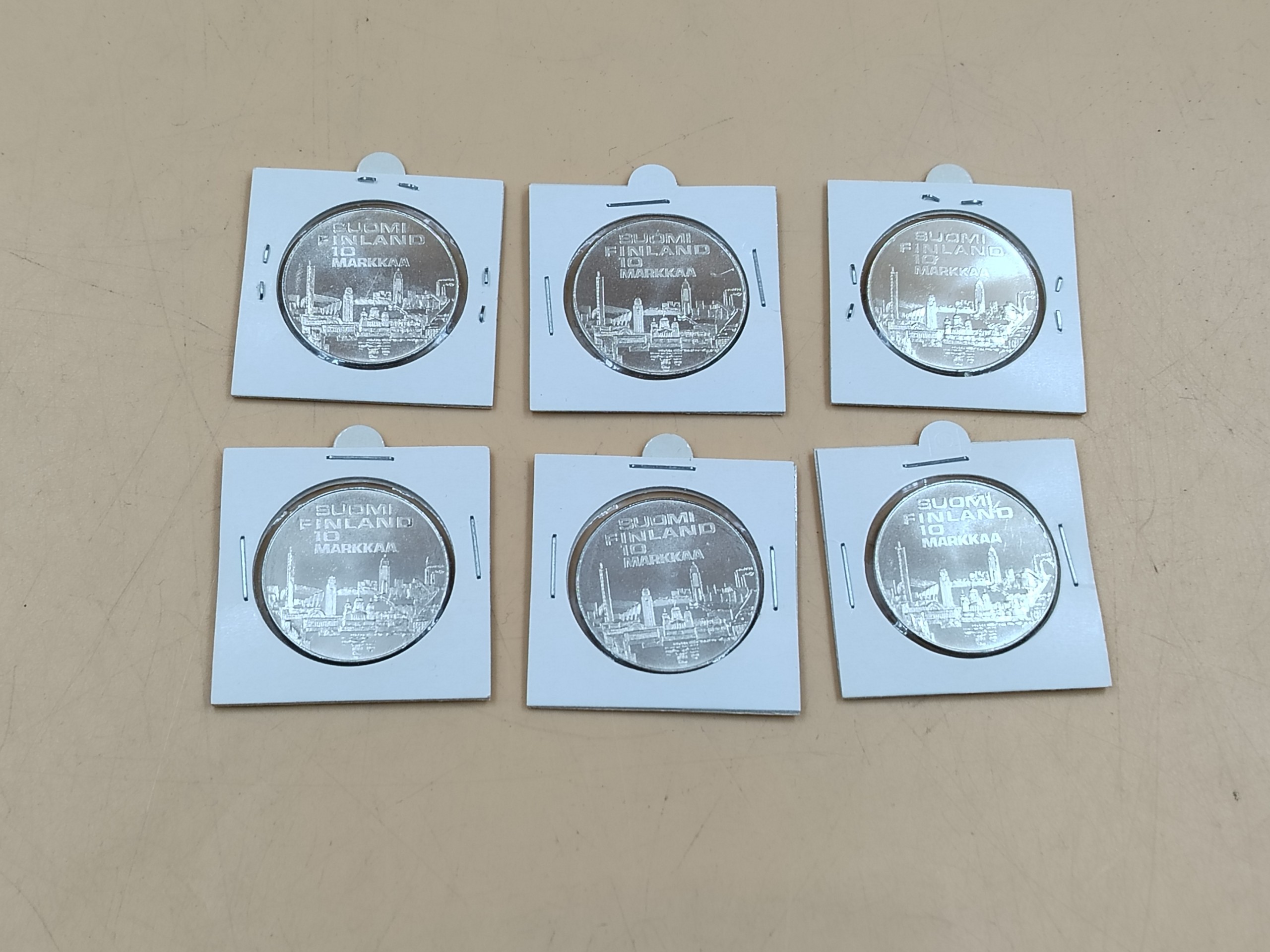 Juhlarahaa - Huutokauppa Ekman