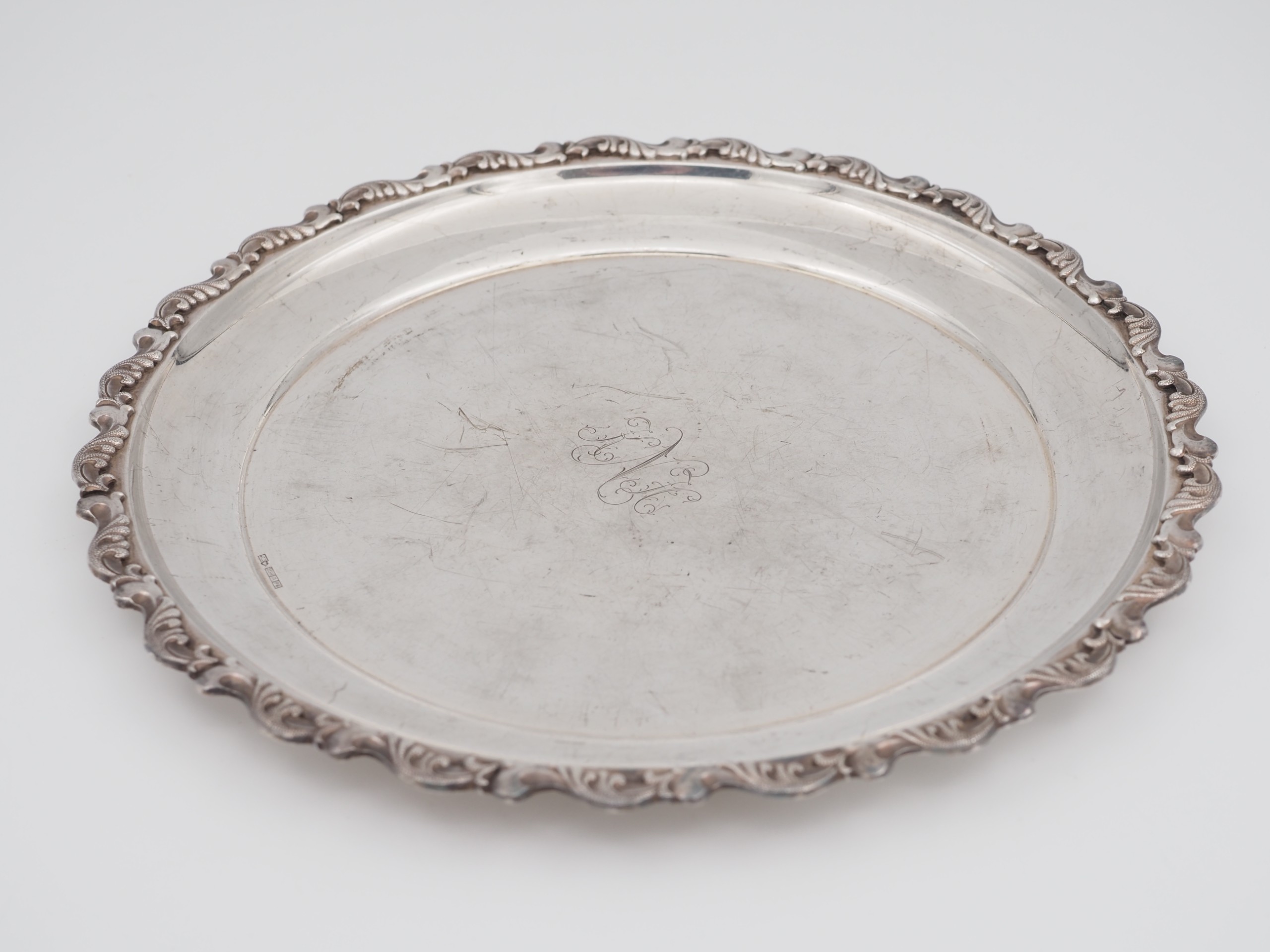 Hopealautanen - Huutokauppa Ekman