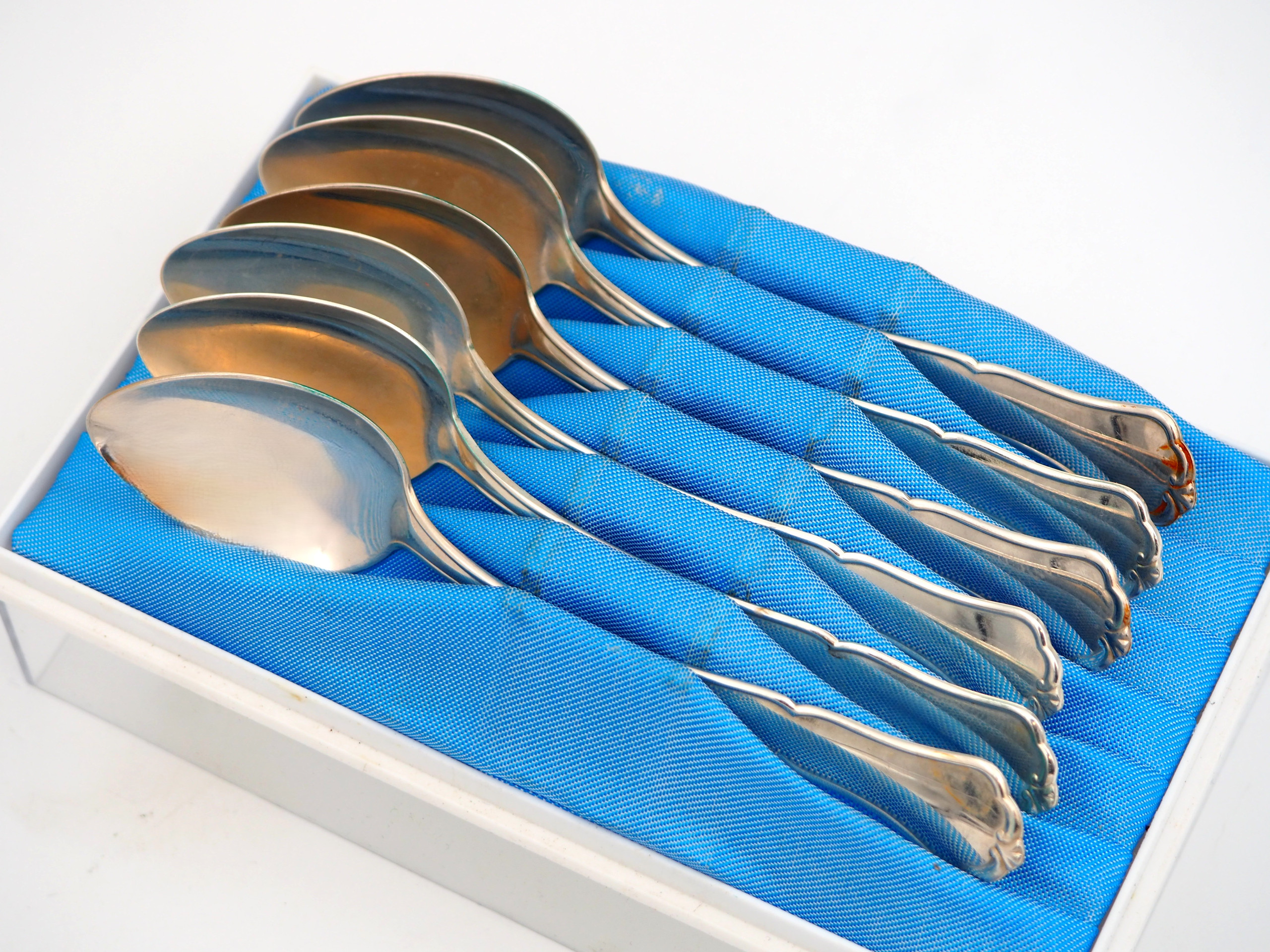 Chippendale hopealusikat - Huutokauppa Ekman