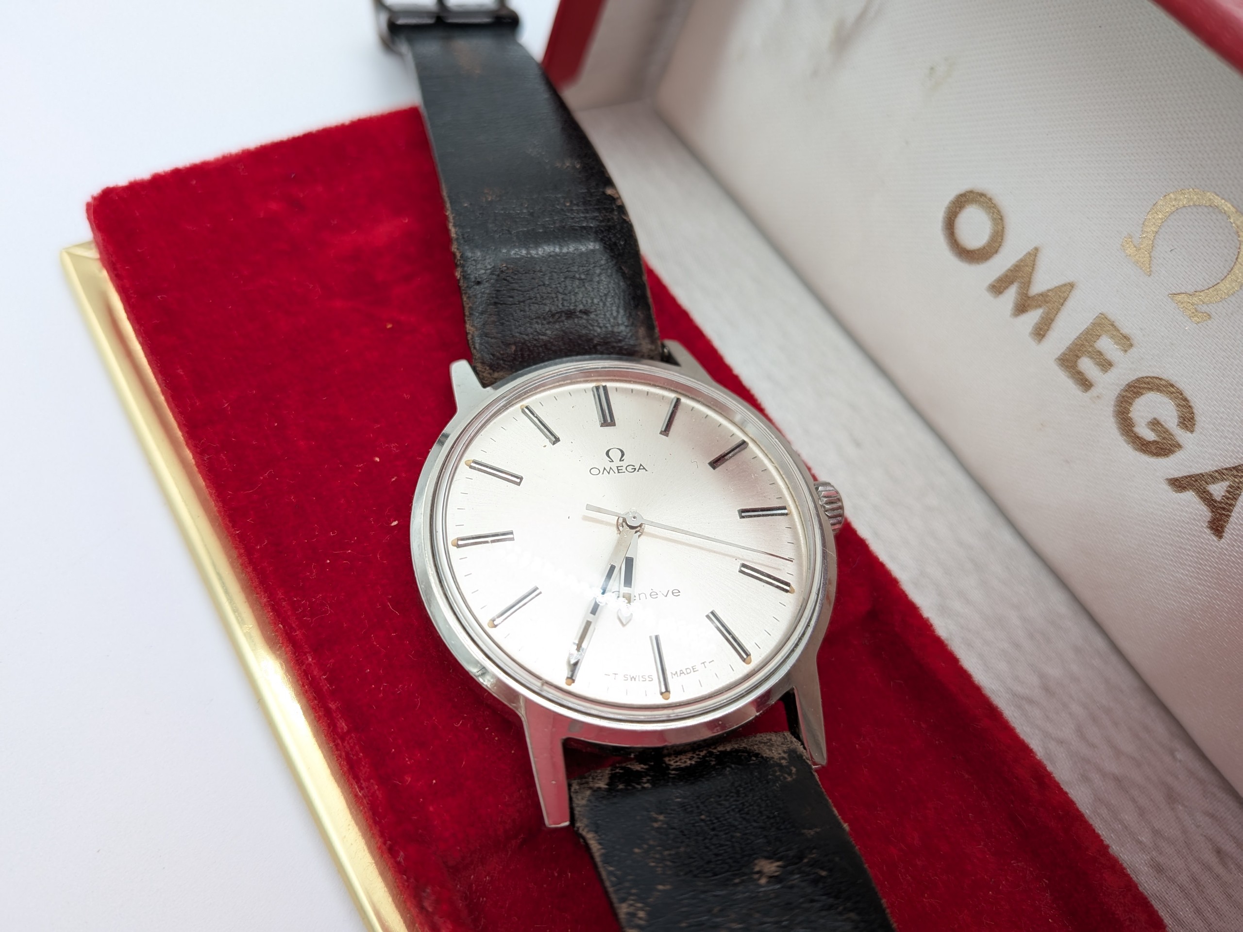 Omega Geneve - Huutokauppa Ekman