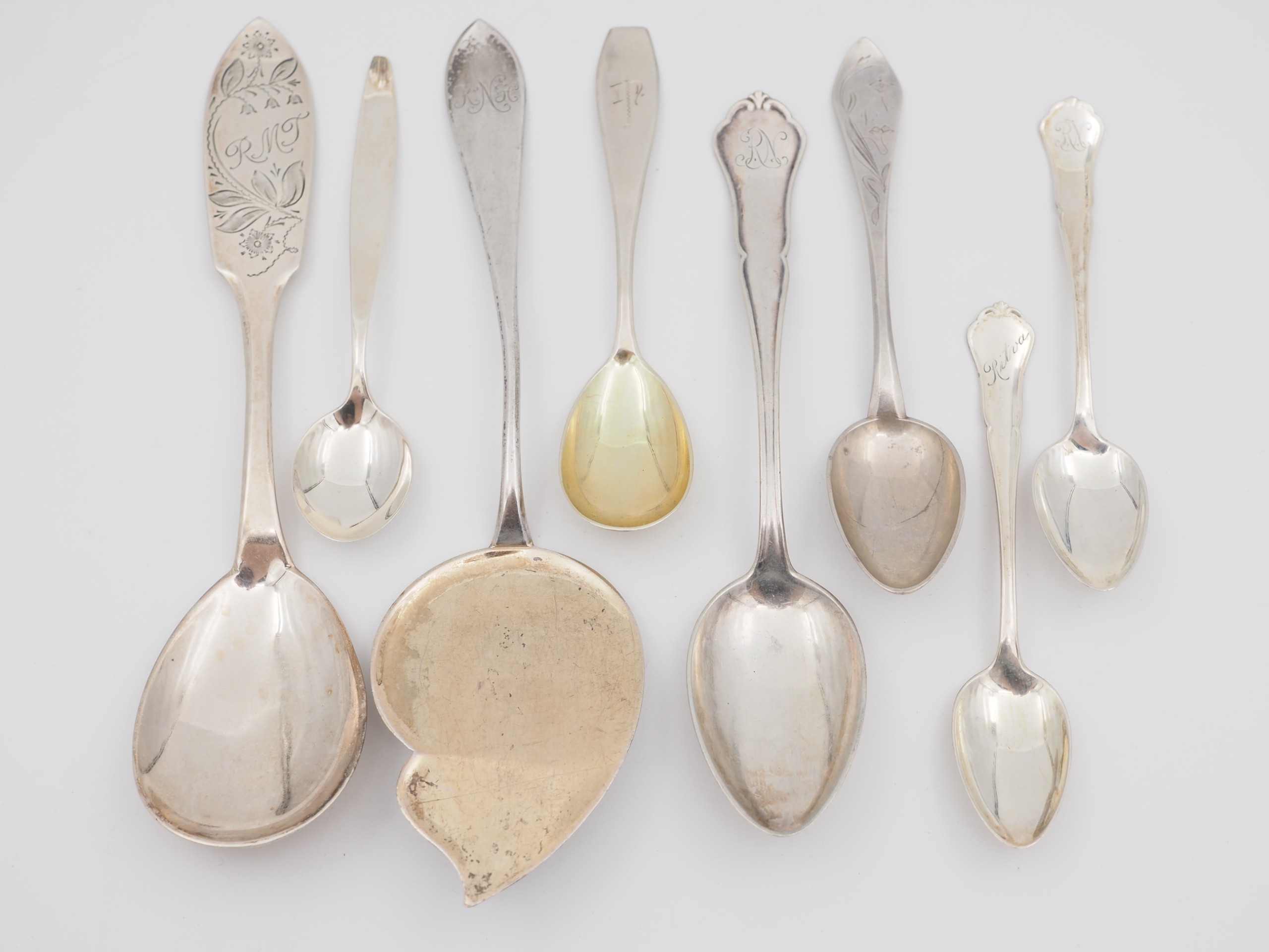 Hopeaa - Huutokauppa Ekman