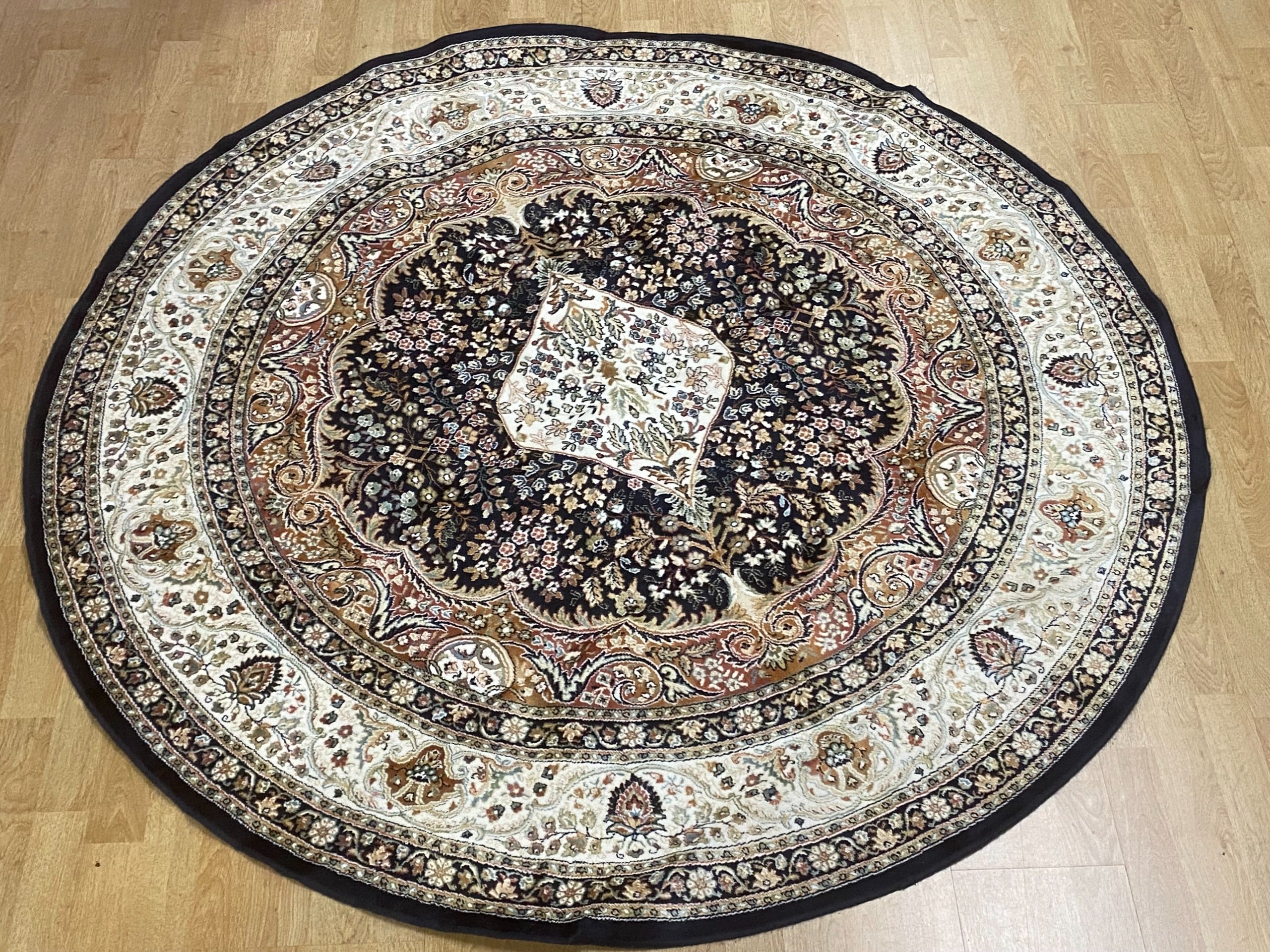 Matto - Huutokauppa Ekman