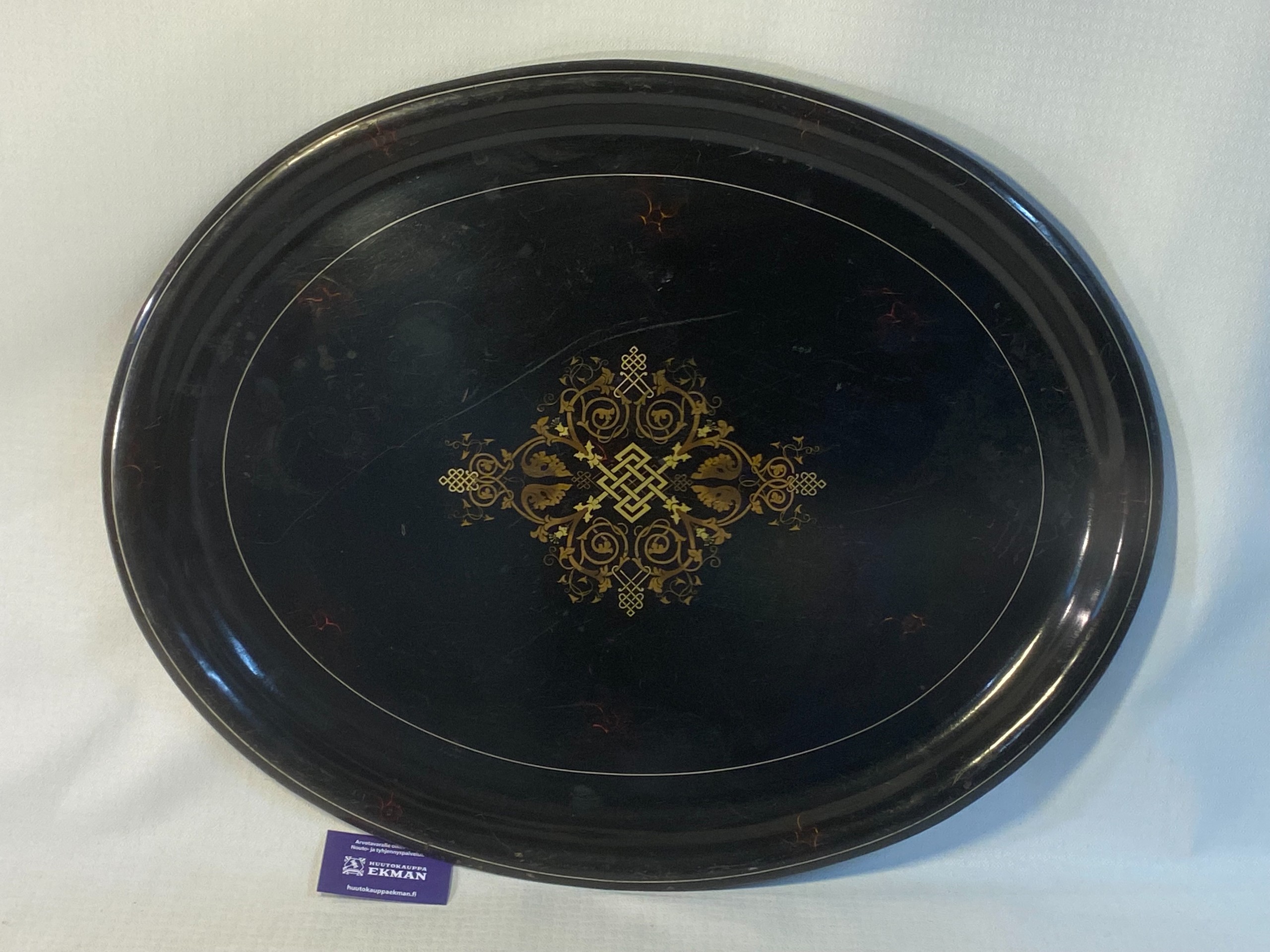 Käsinmaalattu tarjotin - Huutokauppa Ekman