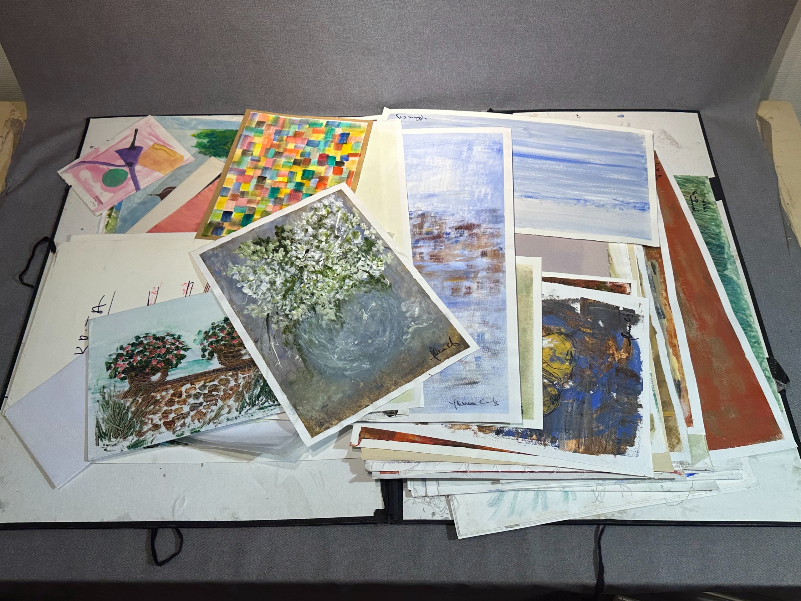 Taidekansio - Huutokauppa Ekman