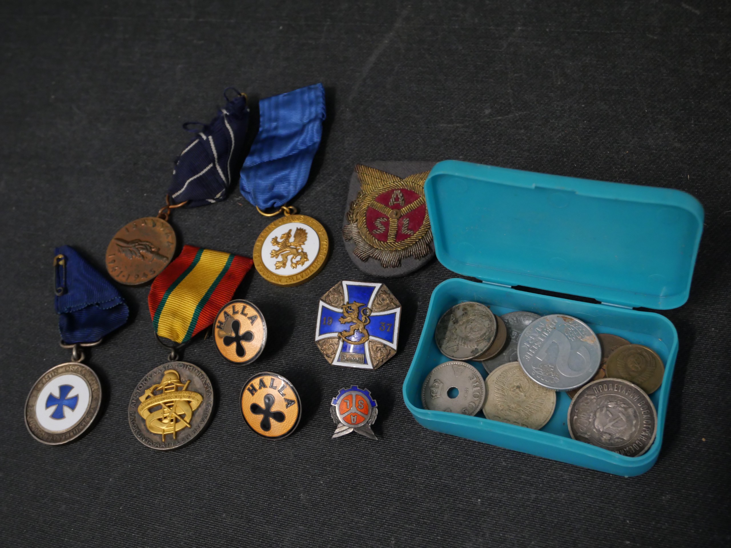 Merkit ym. - Huutokauppa Ekman