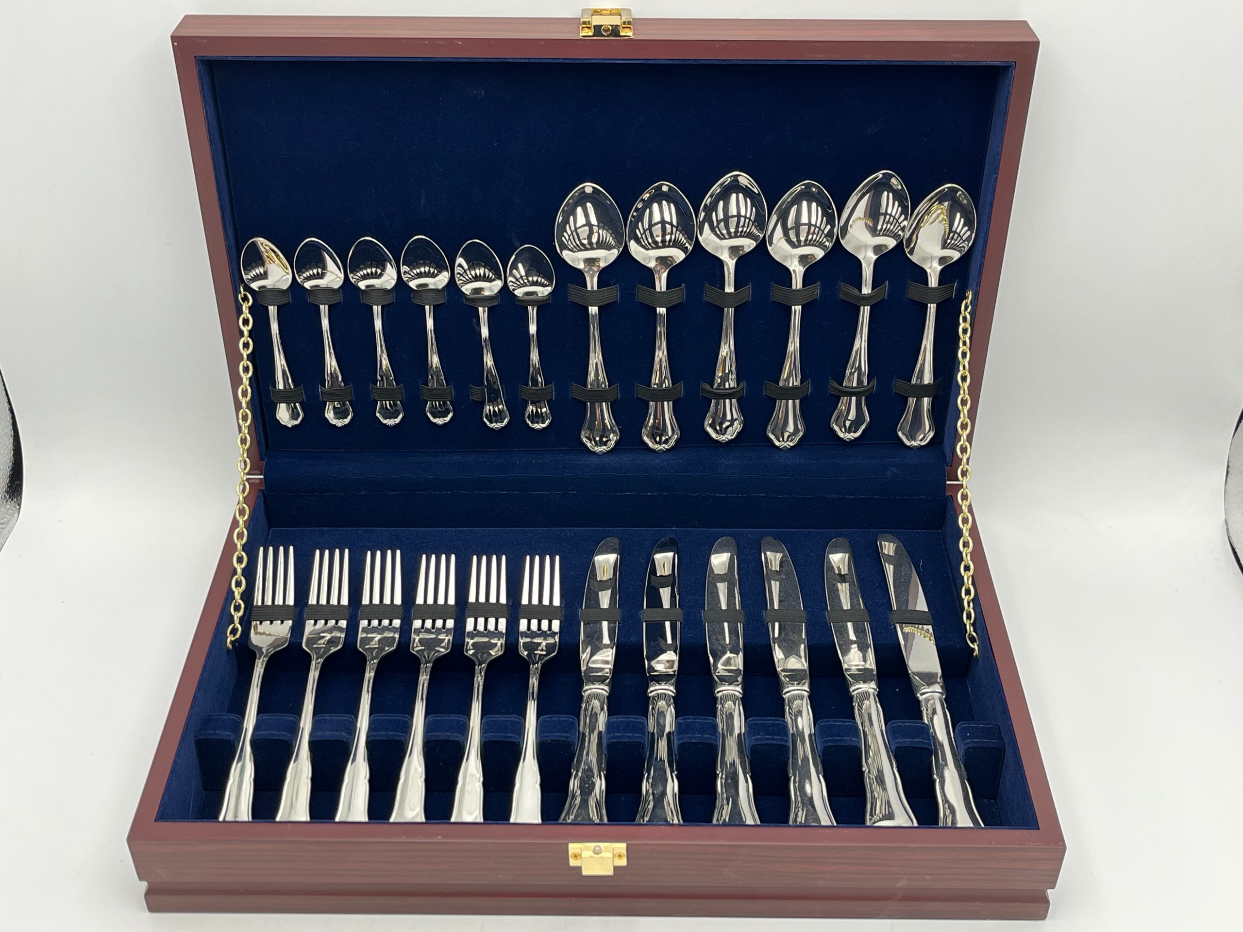 Aterimet - Huutokauppa Ekman