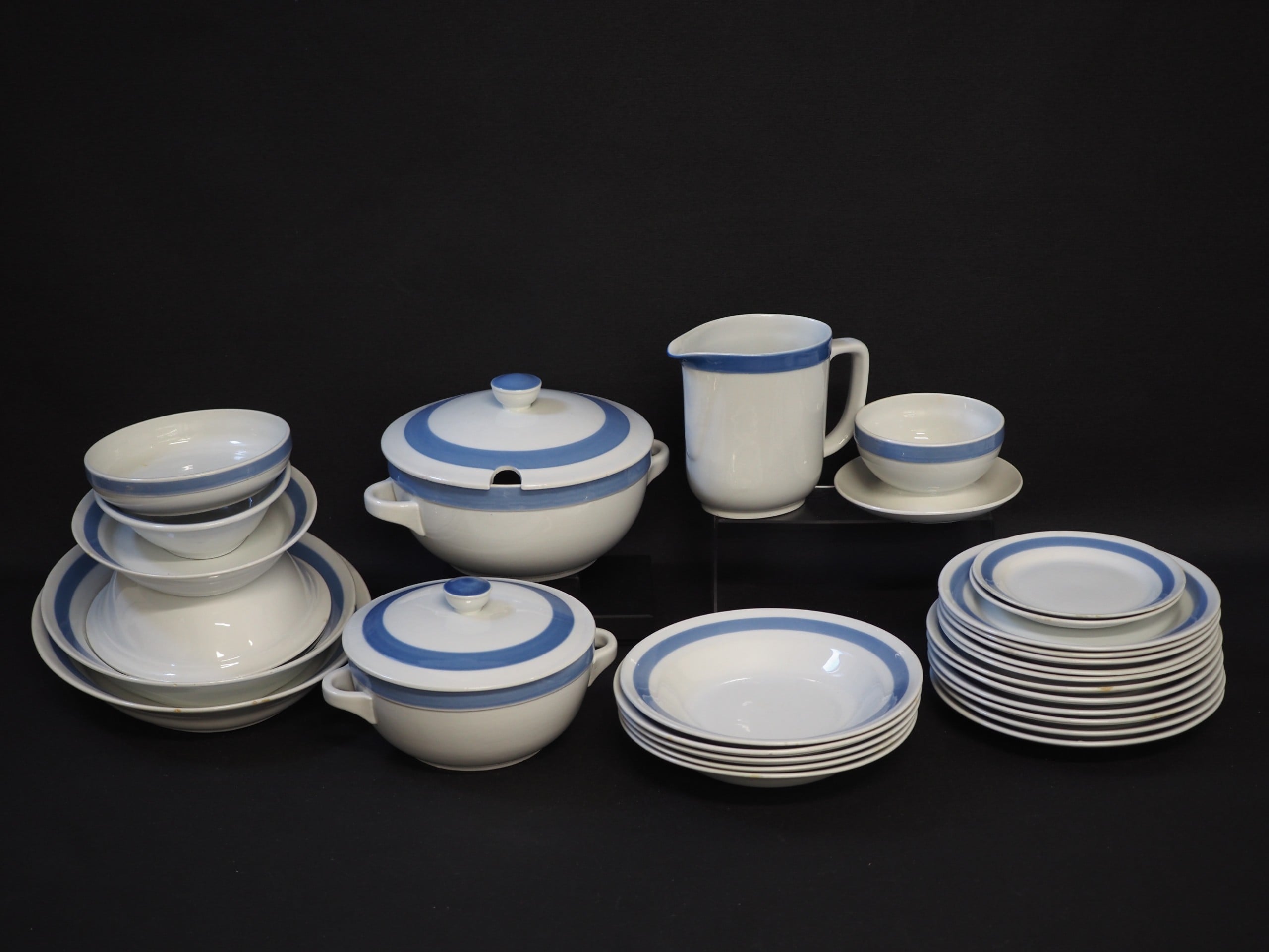 Arabia - Huutokauppa Ekman