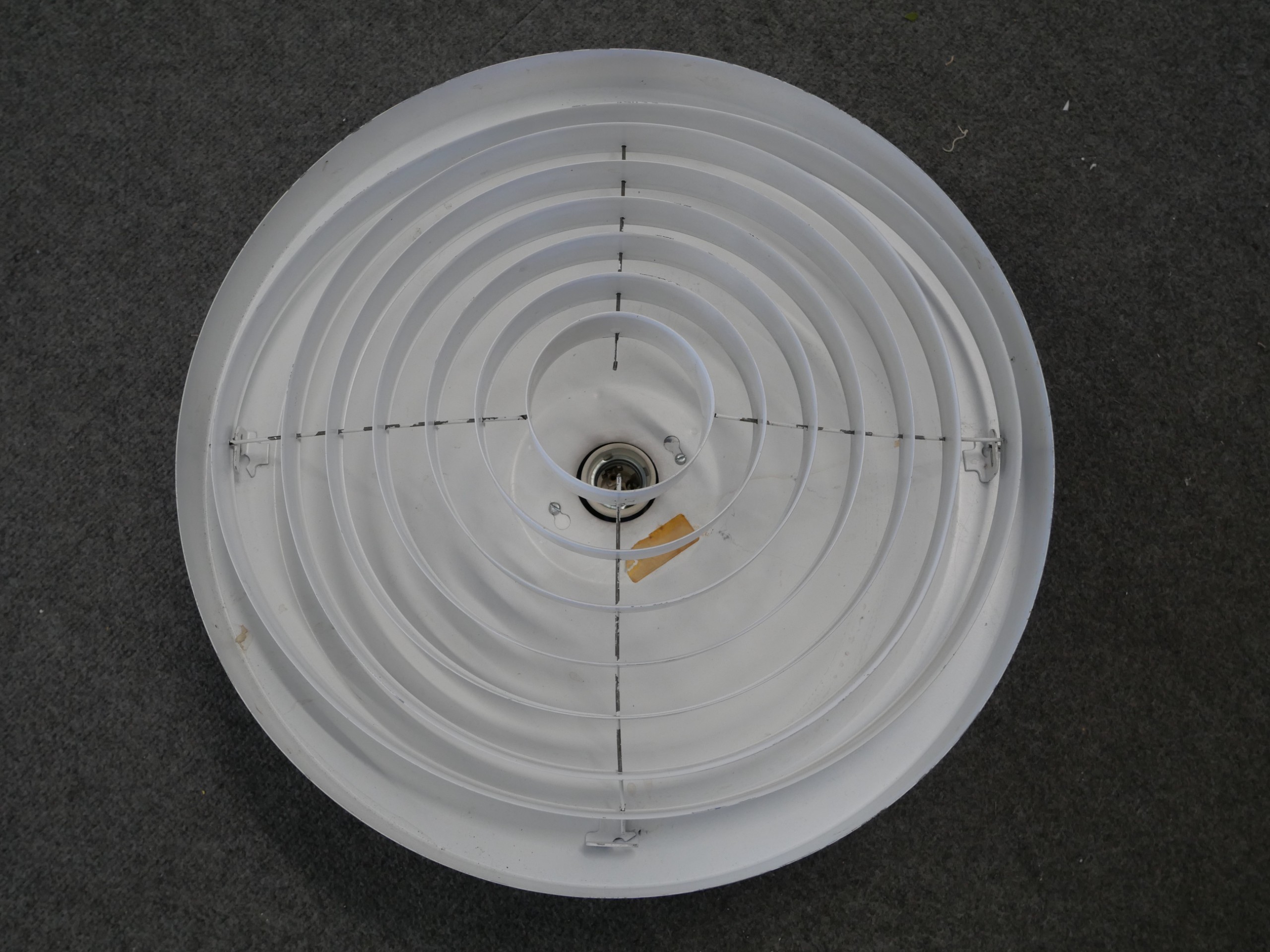 Valaisin - Huutokauppa Ekman