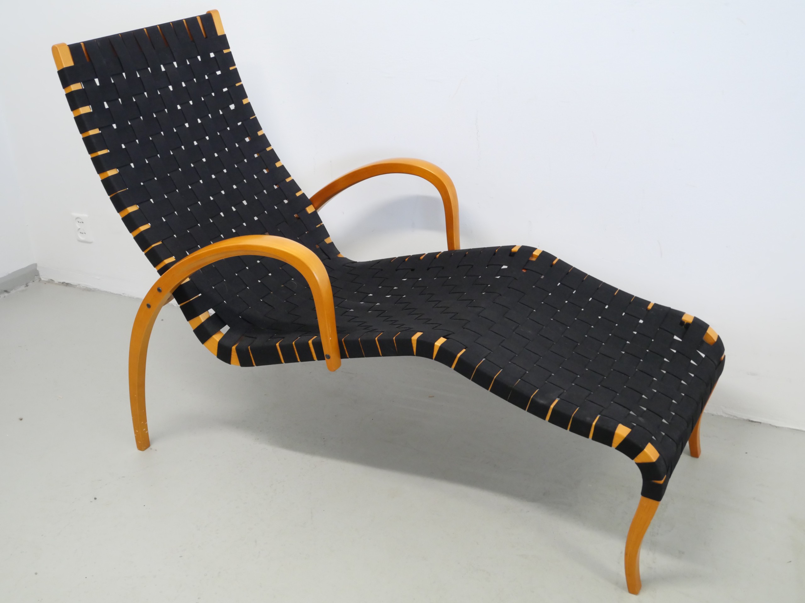 *Asko Harlekiini lepotuoli - Huutokauppa Ekman