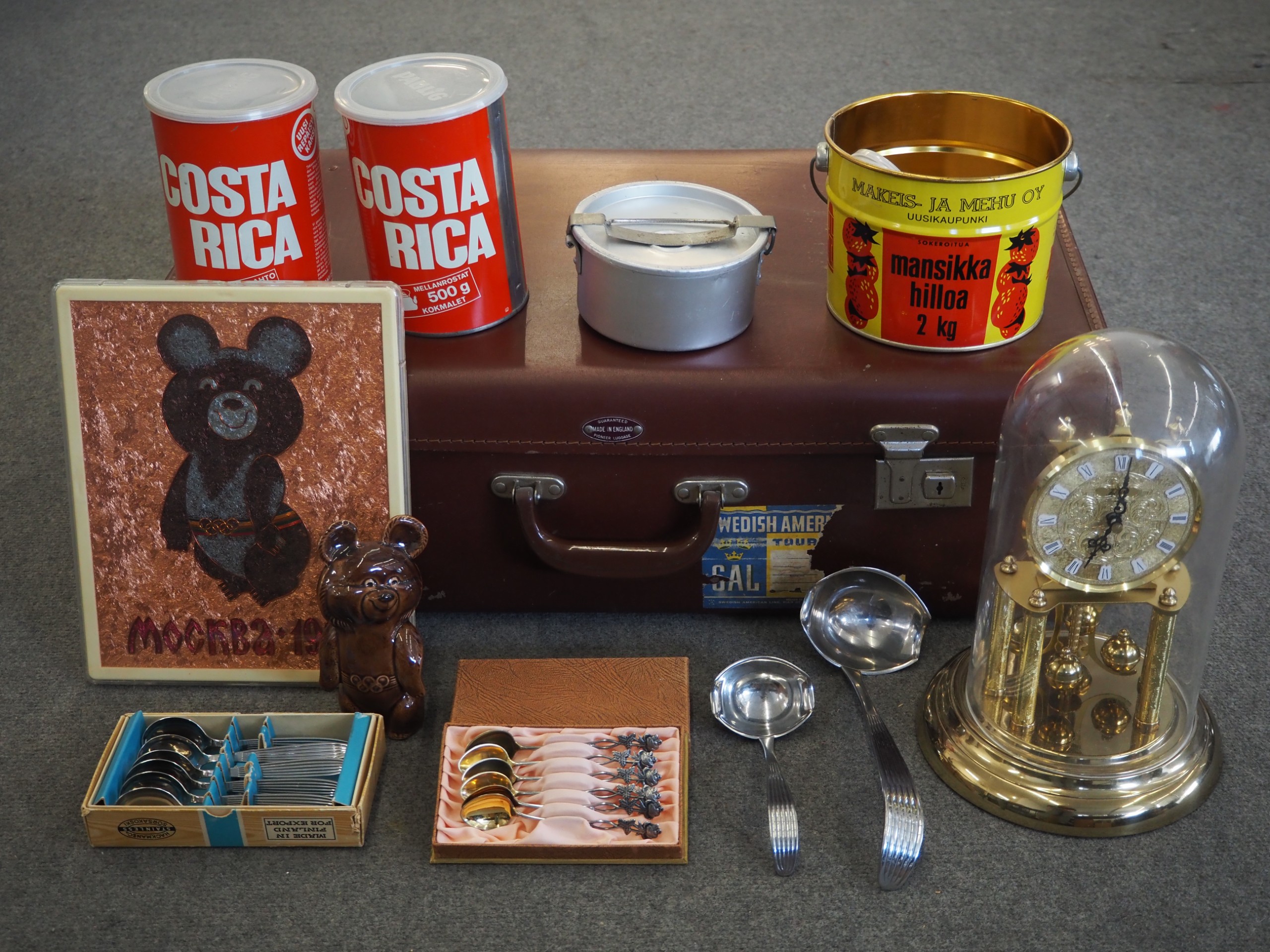 Matkalaukku, Hackman ym. - Huutokauppa Ekman