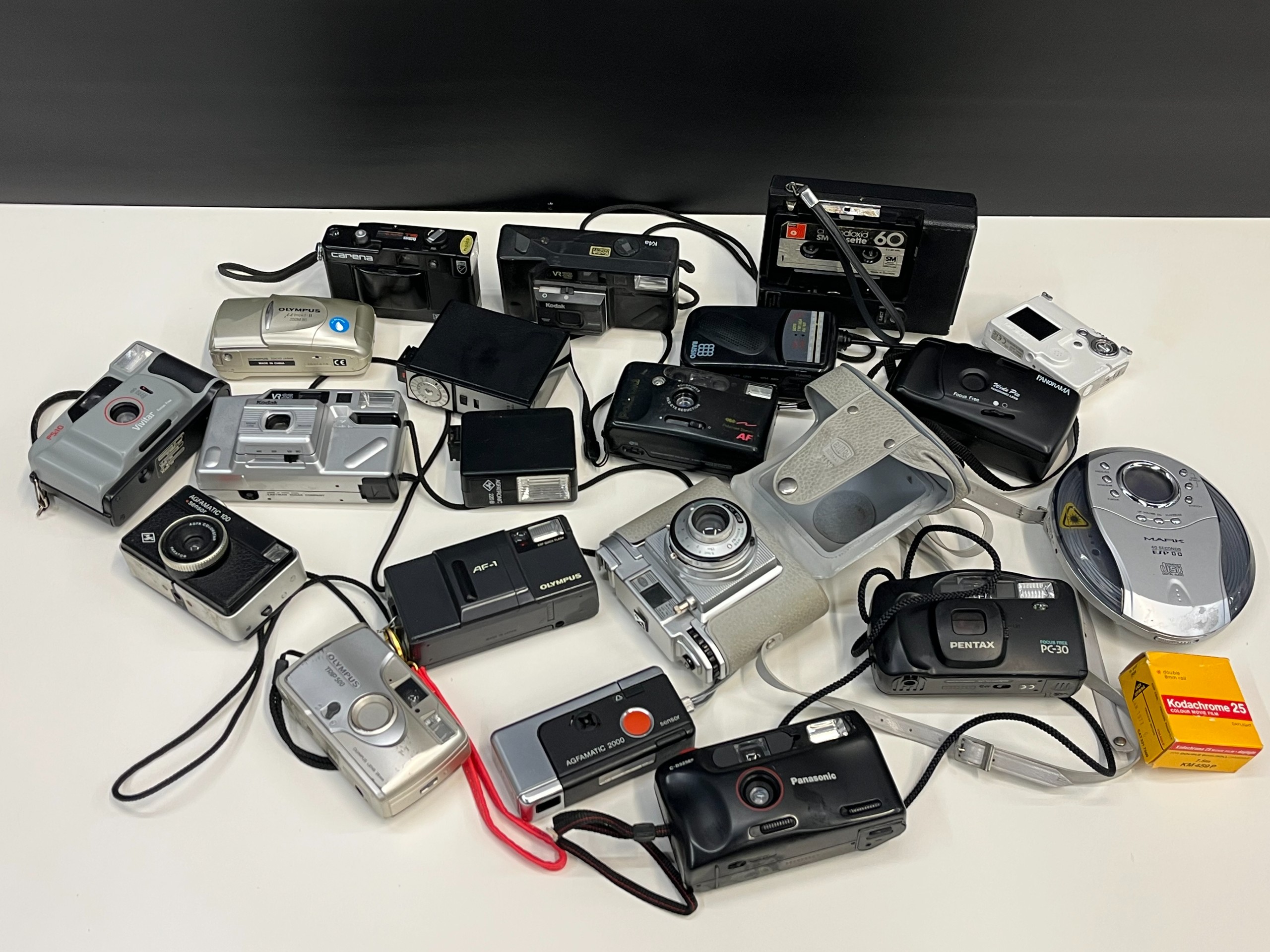 Kamerat - Huutokauppa Ekman