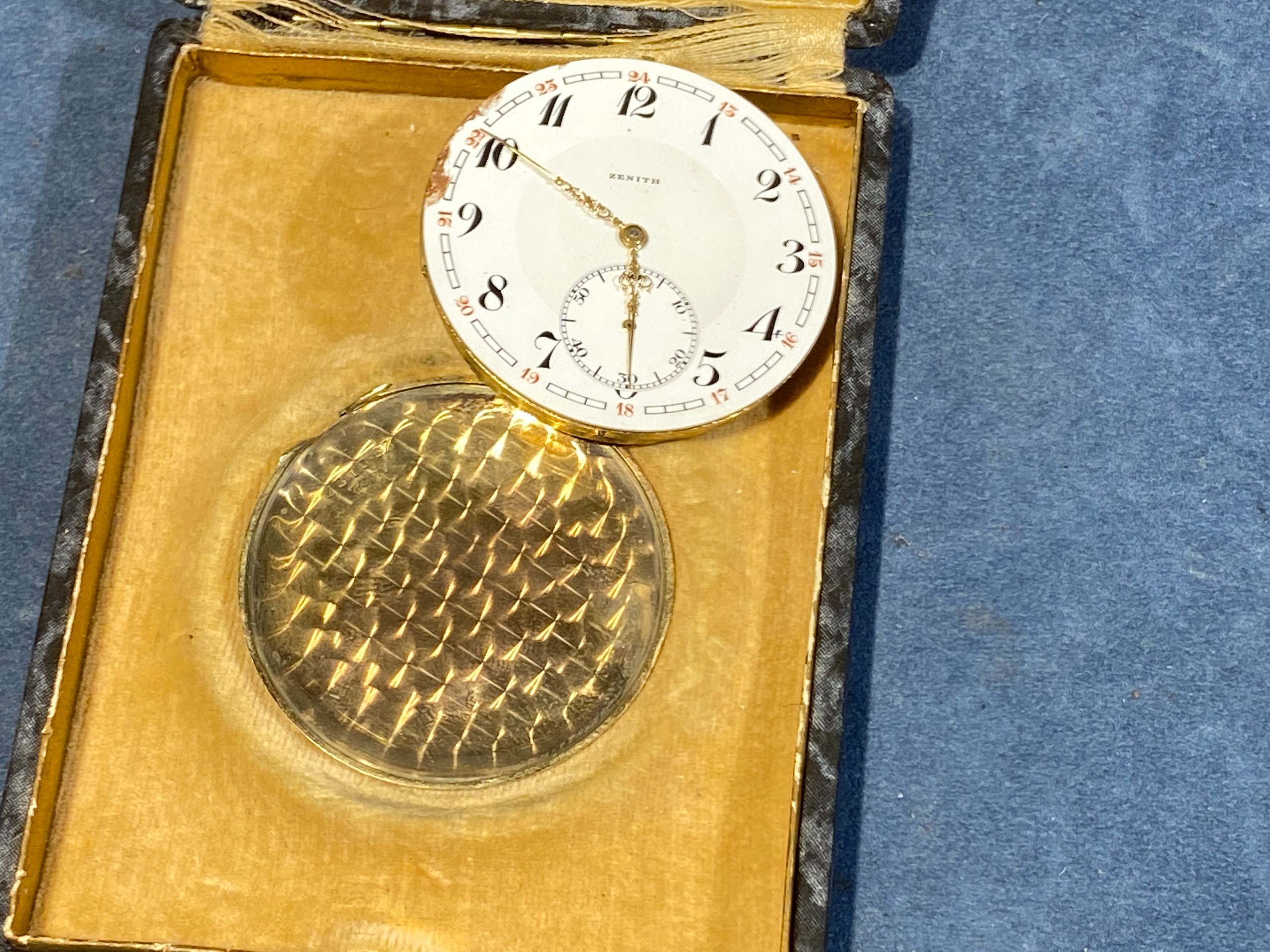 Zenith - Huutokauppa Ekman