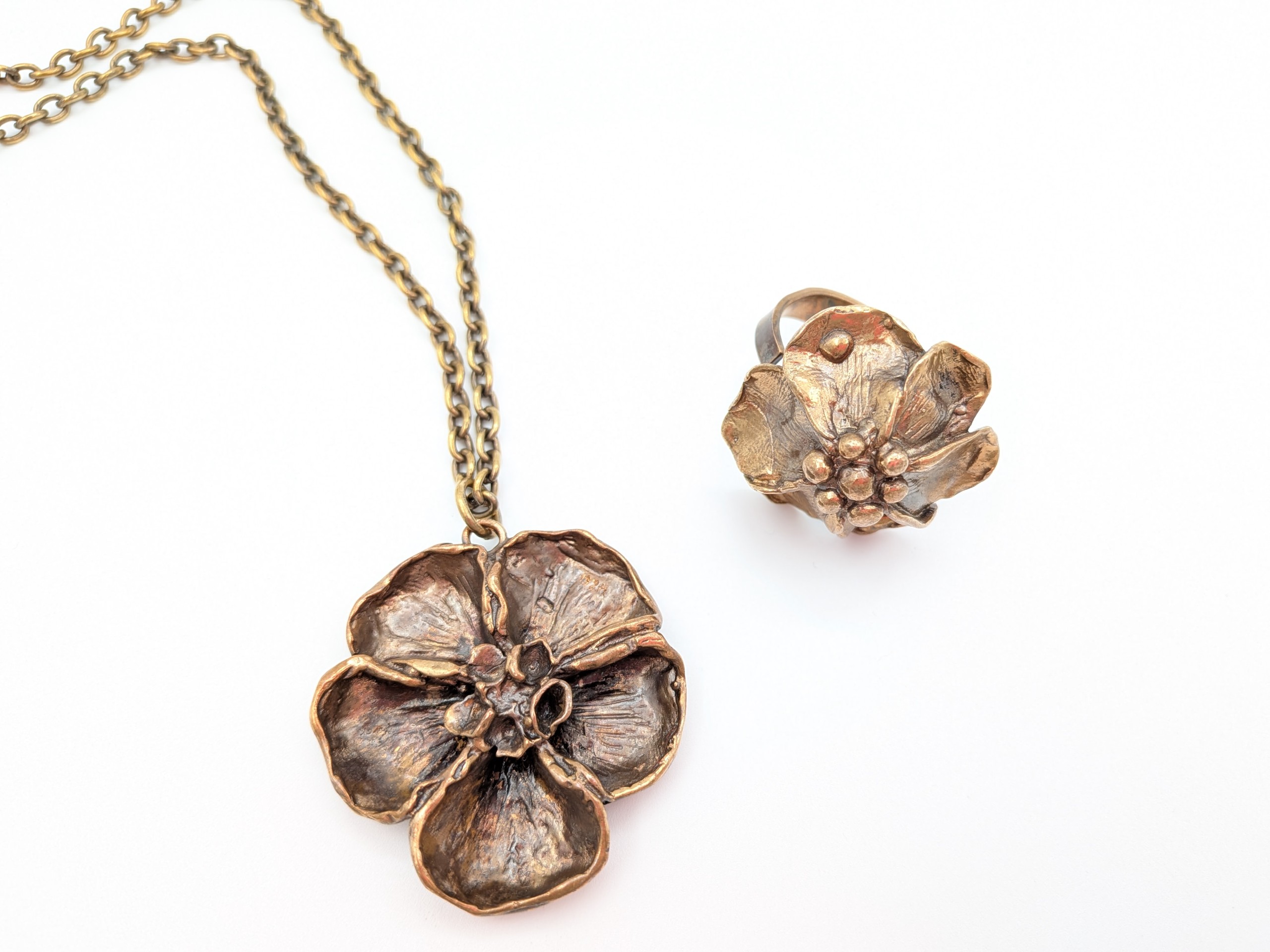 Reino Niskanen ym. - Huutokauppa Ekman