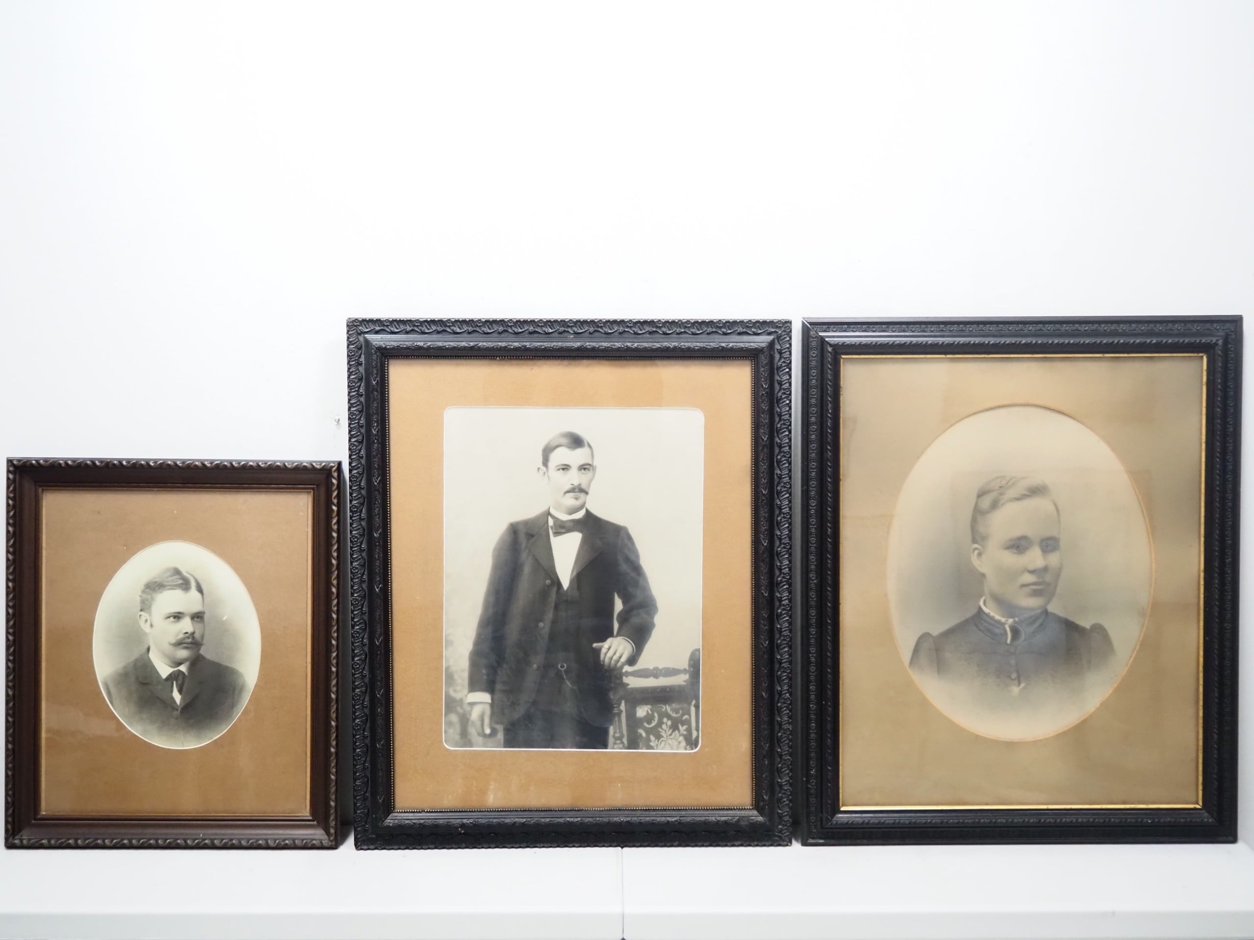 Kolme taulua - Huutokauppa Ekman