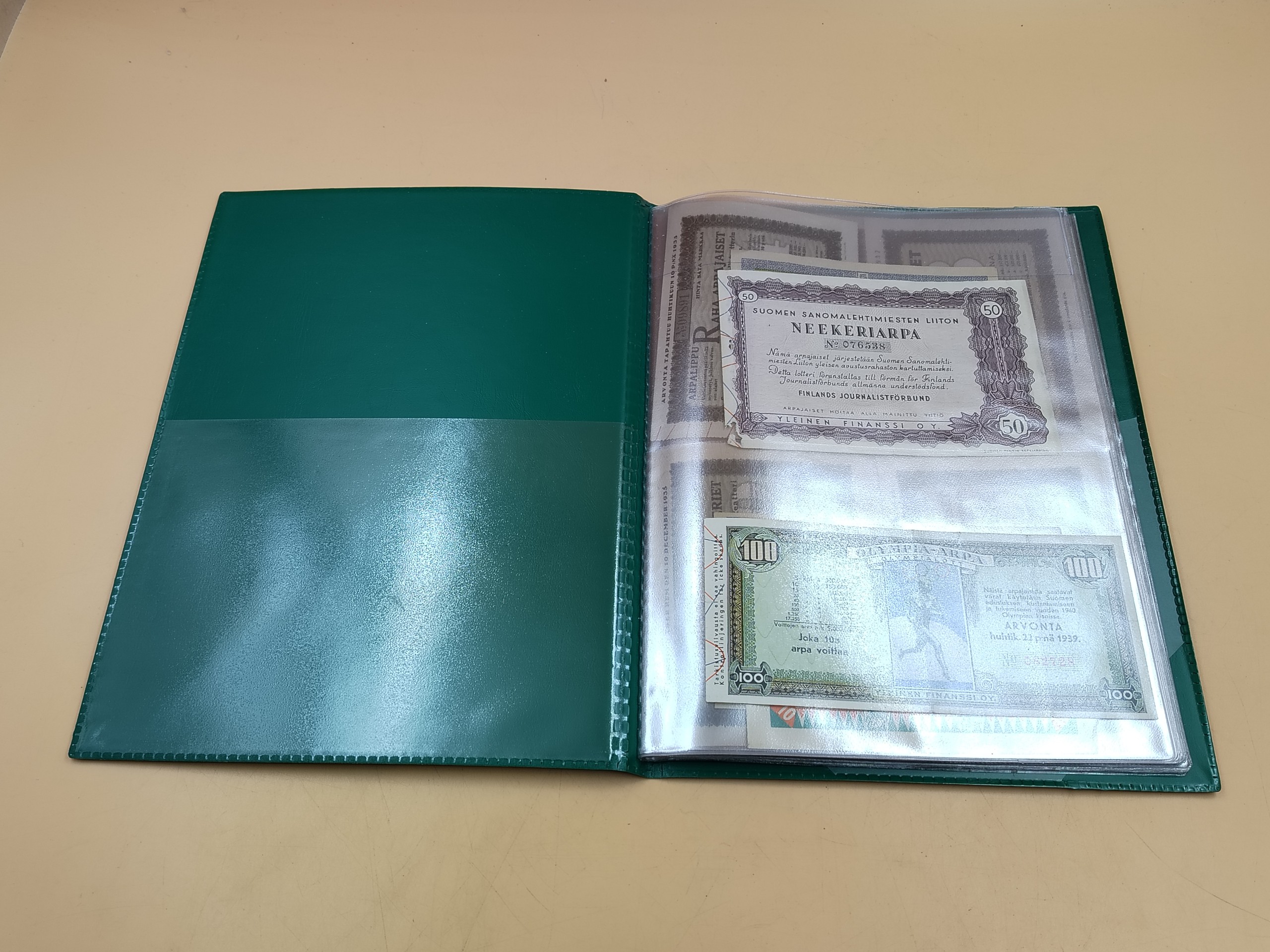 Arpaliput - Huutokauppa Ekman