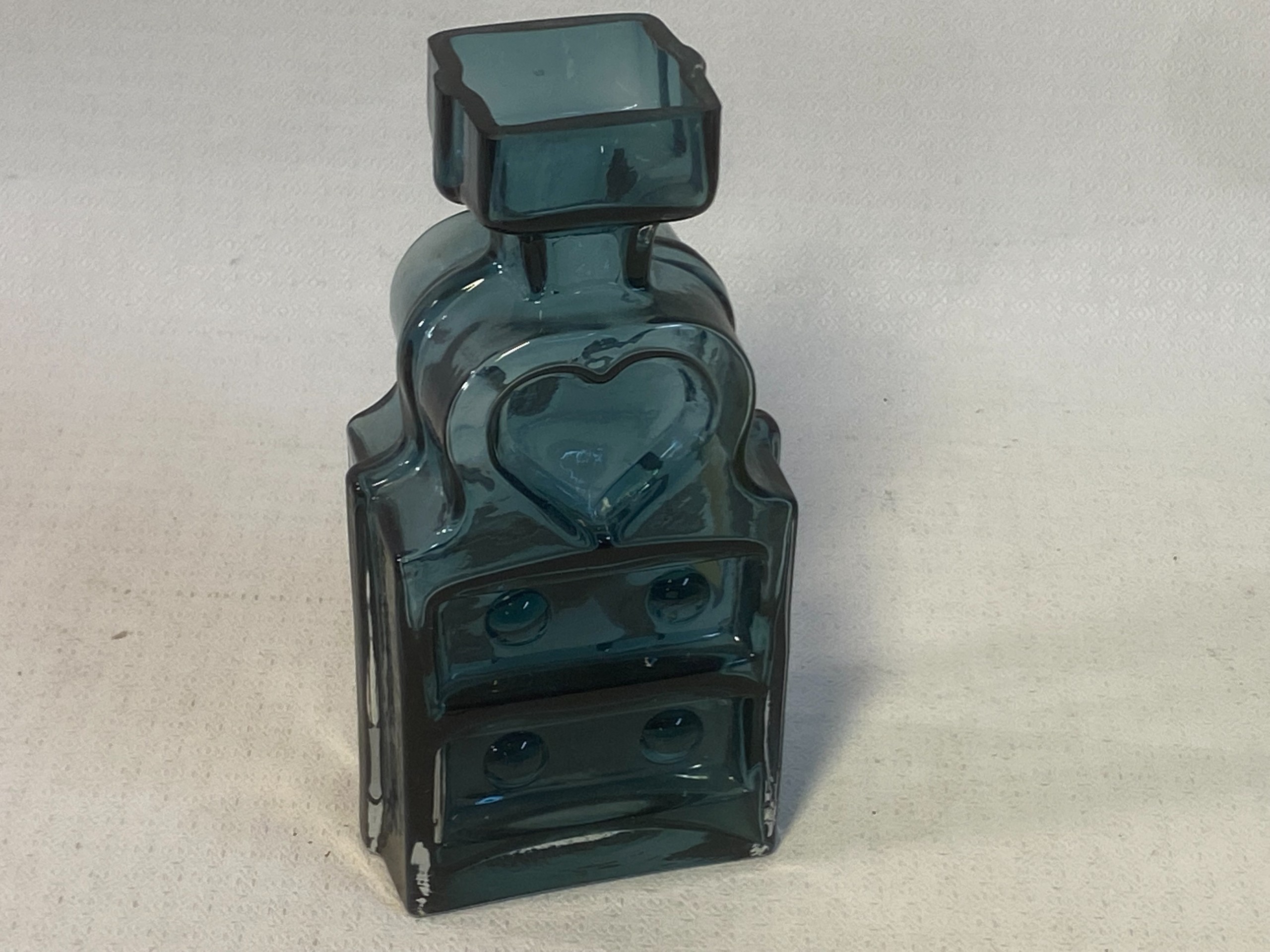 Helena Tynell - Huutokauppa Ekman