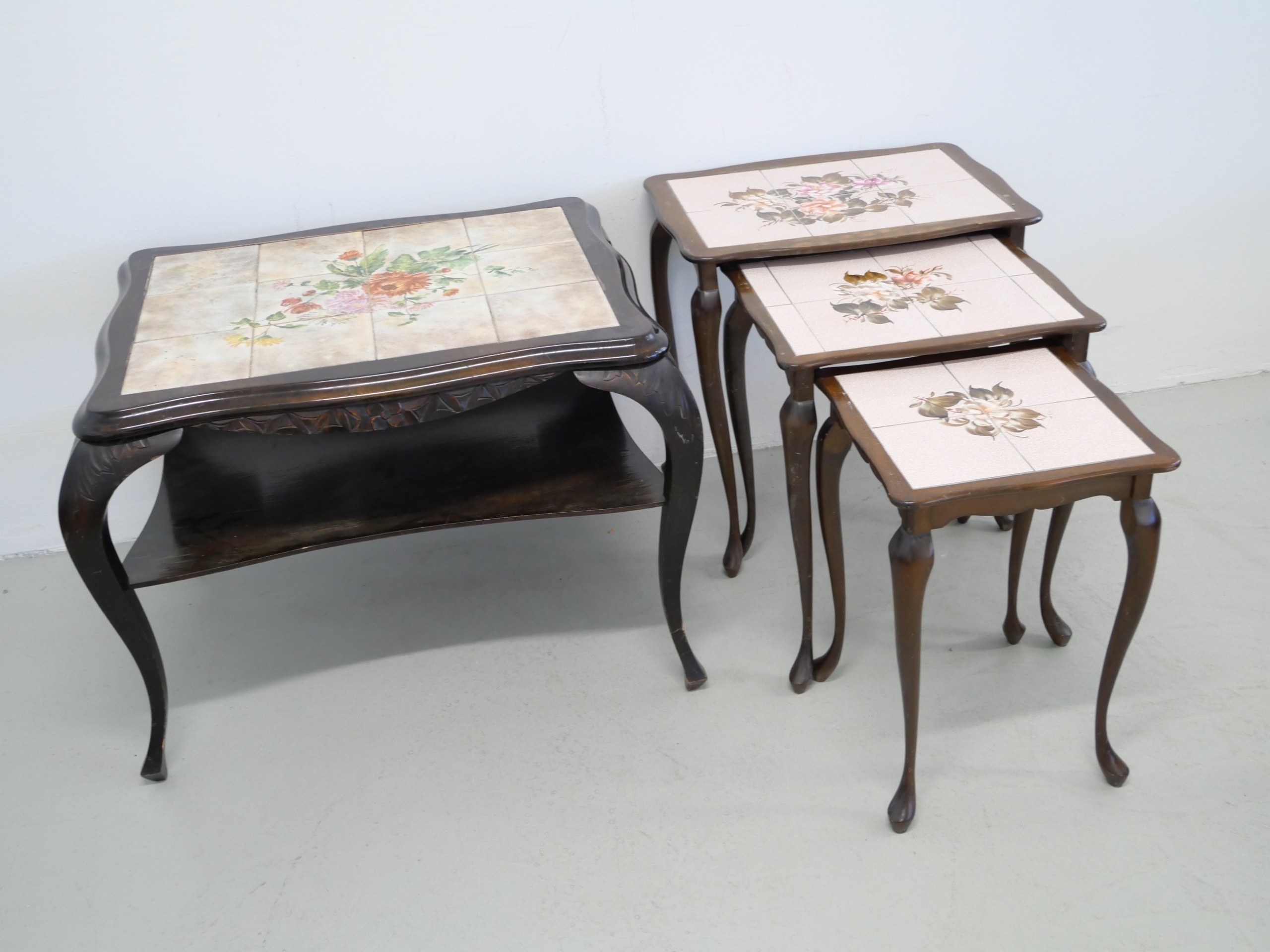 *Sarjapöytä ja pöytä - Huutokauppa Ekman