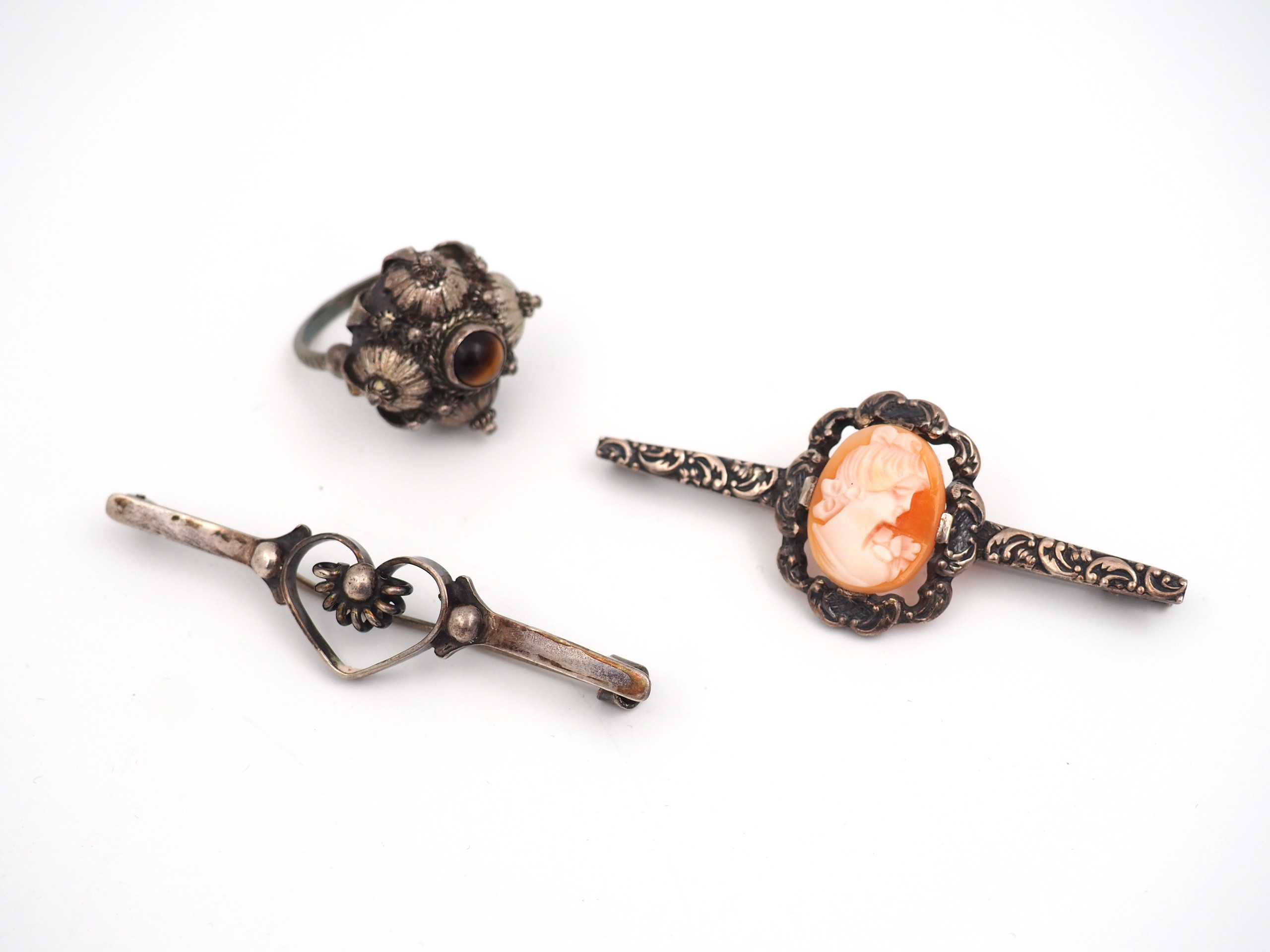 Hopeakorut - Huutokauppa Ekman